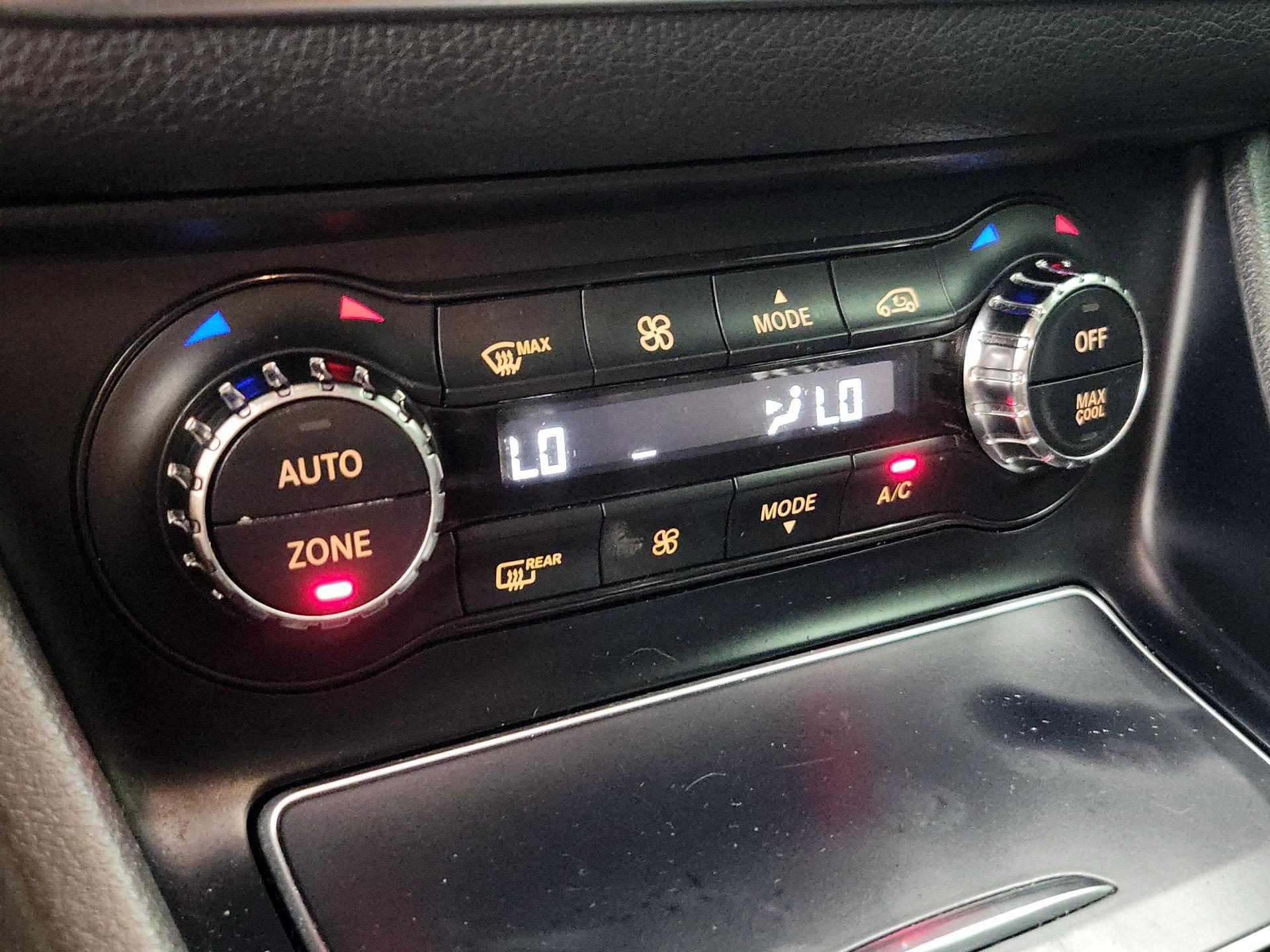 Thumbnail: 2018 Mercedes-Benz CLA - 16