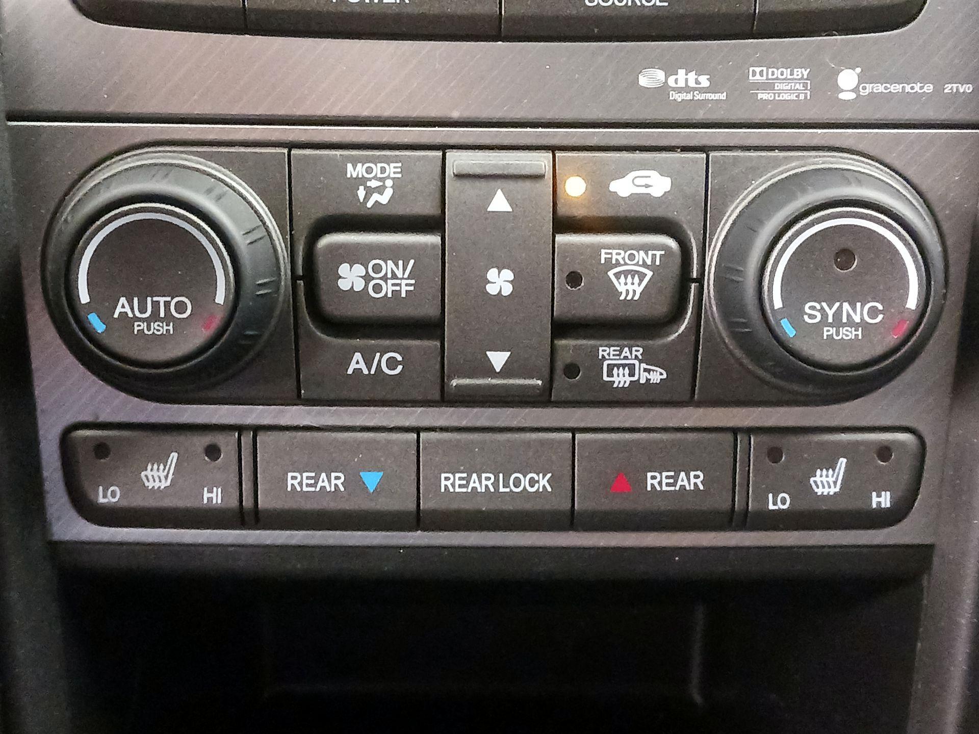 Thumbnail: 2014 Honda Pilot - 17