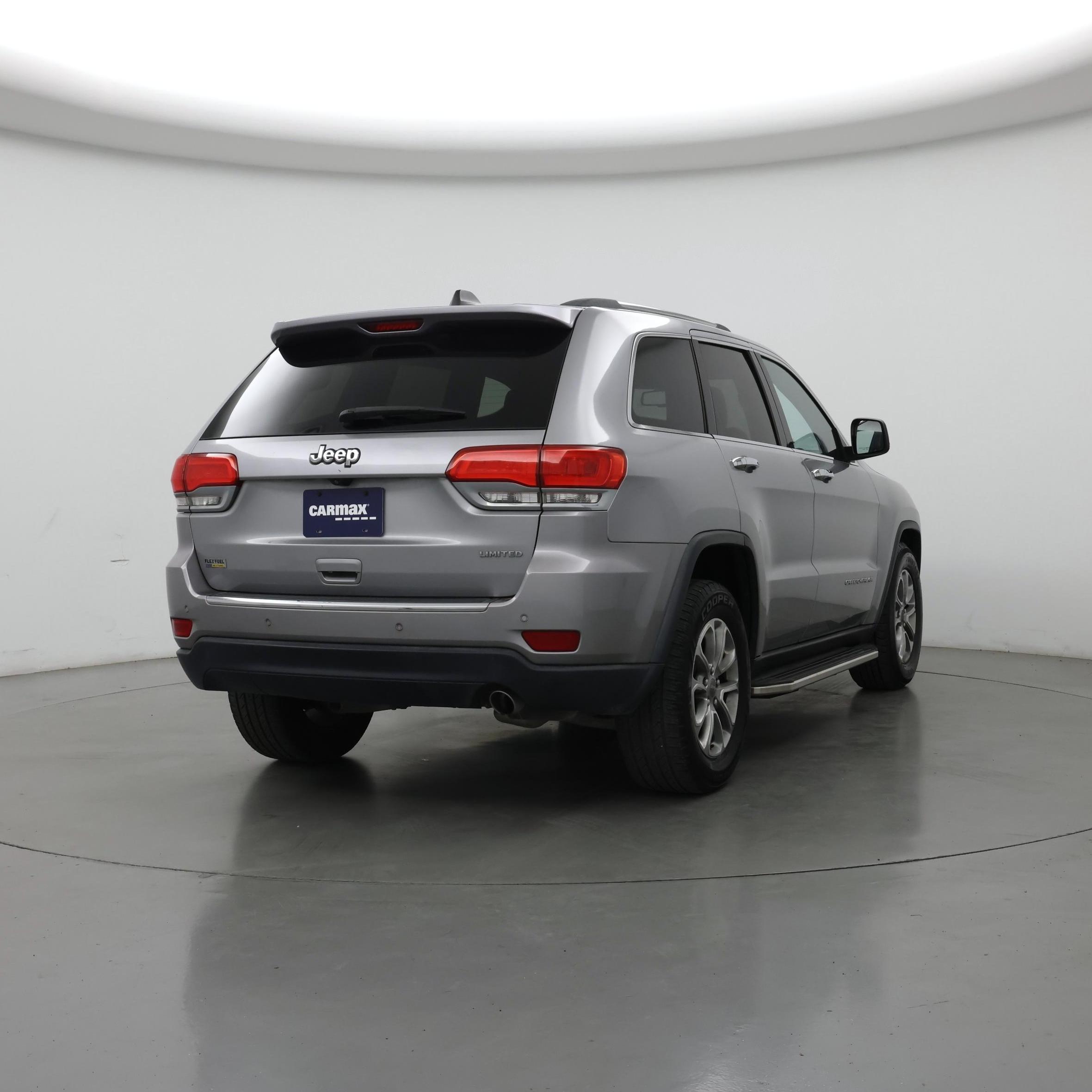 Thumbnail: 2015 Jeep Grand Cherokee - 8