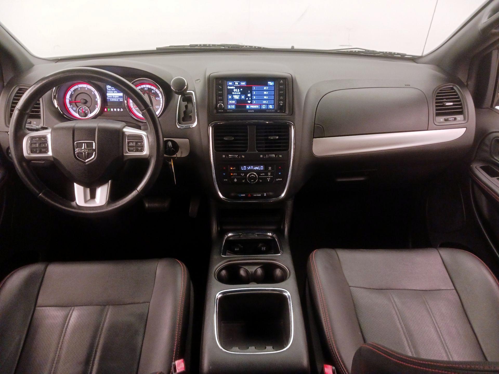 Thumbnail: 2019 Dodge Grand Caravan - 9