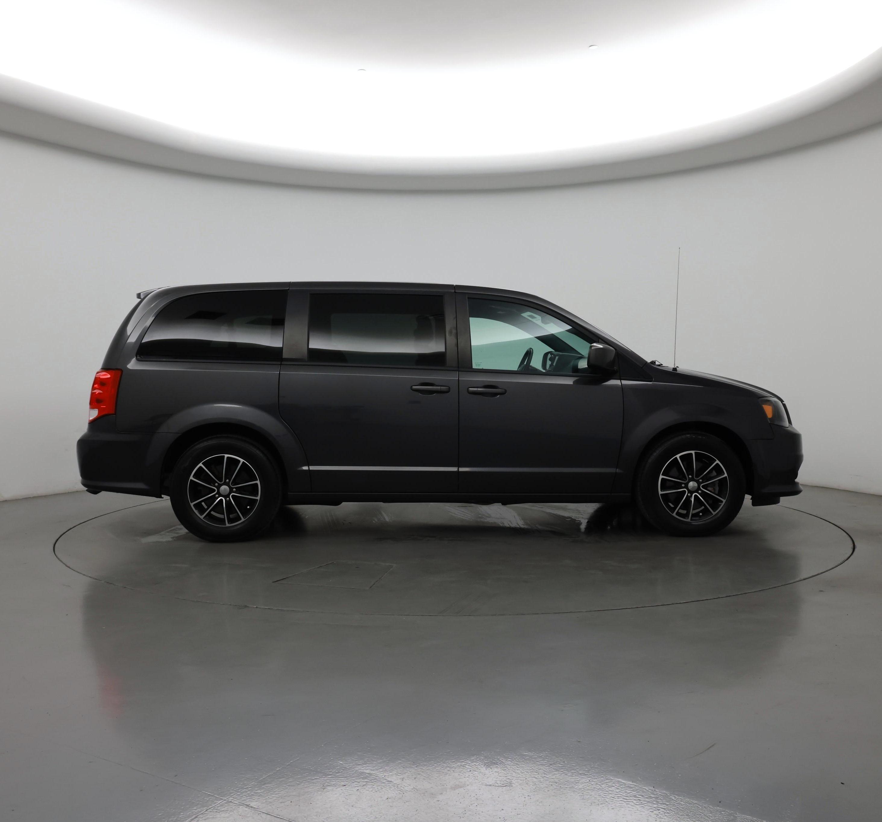 Thumbnail: 2019 Dodge Grand Caravan - 7