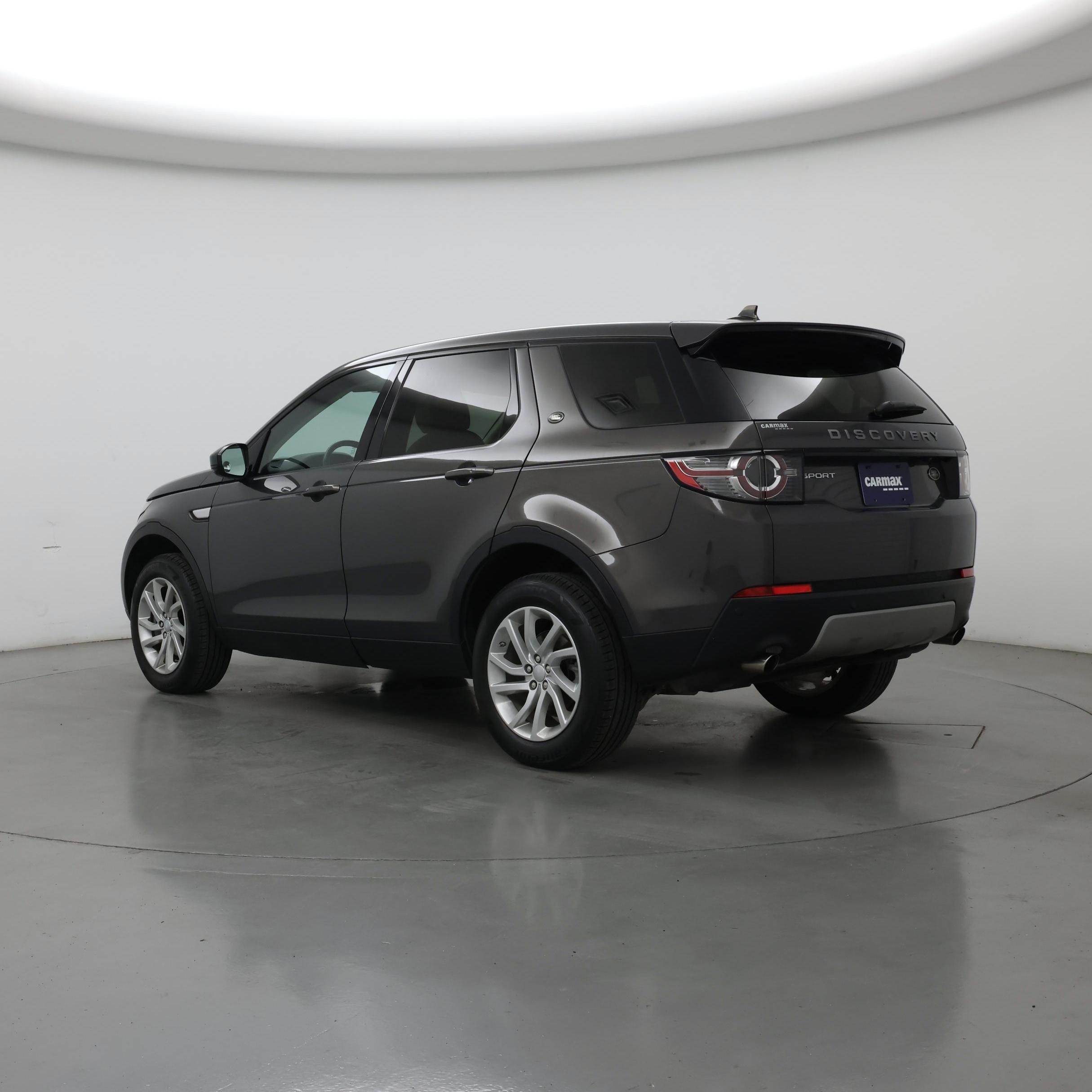Thumbnail: 2016 Land Rover Discovery Sport - 2