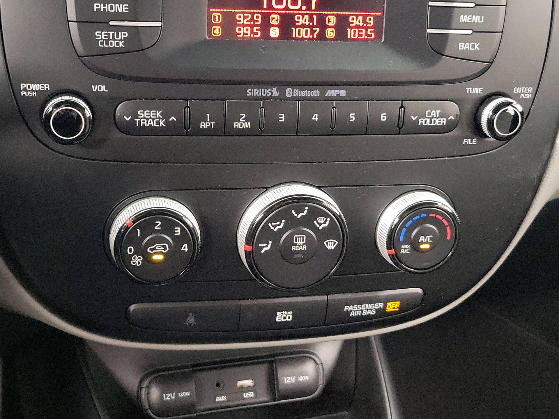 Thumbnail: 2016 Kia Soul - 15