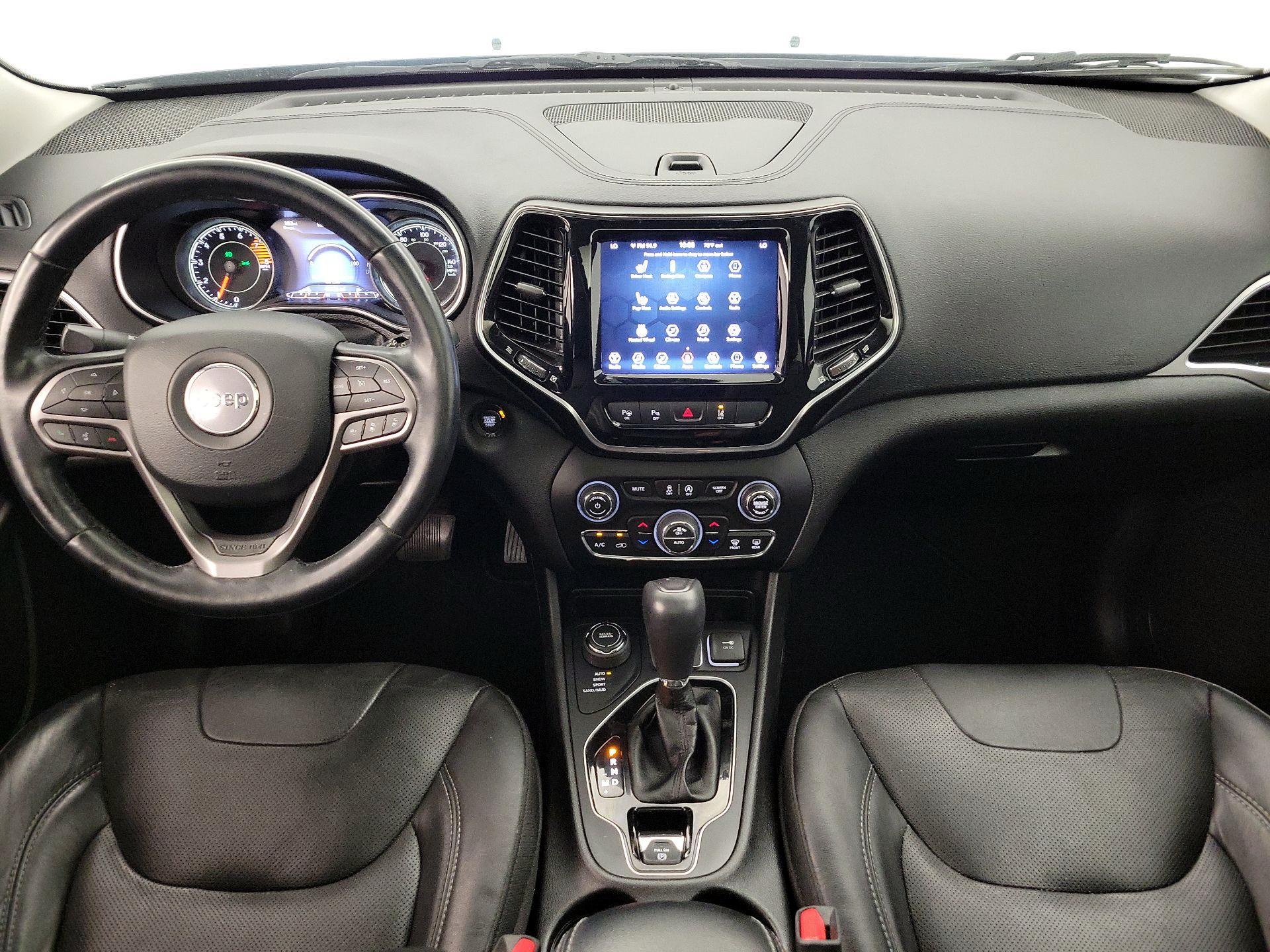 Thumbnail: 2021 Jeep Cherokee - 9