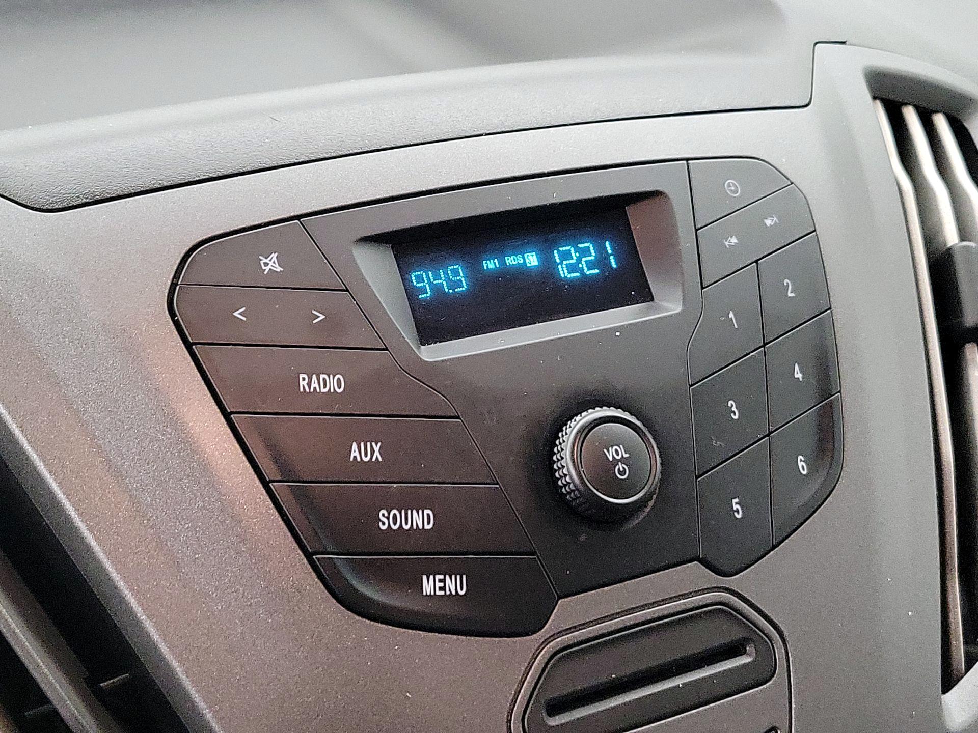 Thumbnail: 2019 Ford Transit Series - 15