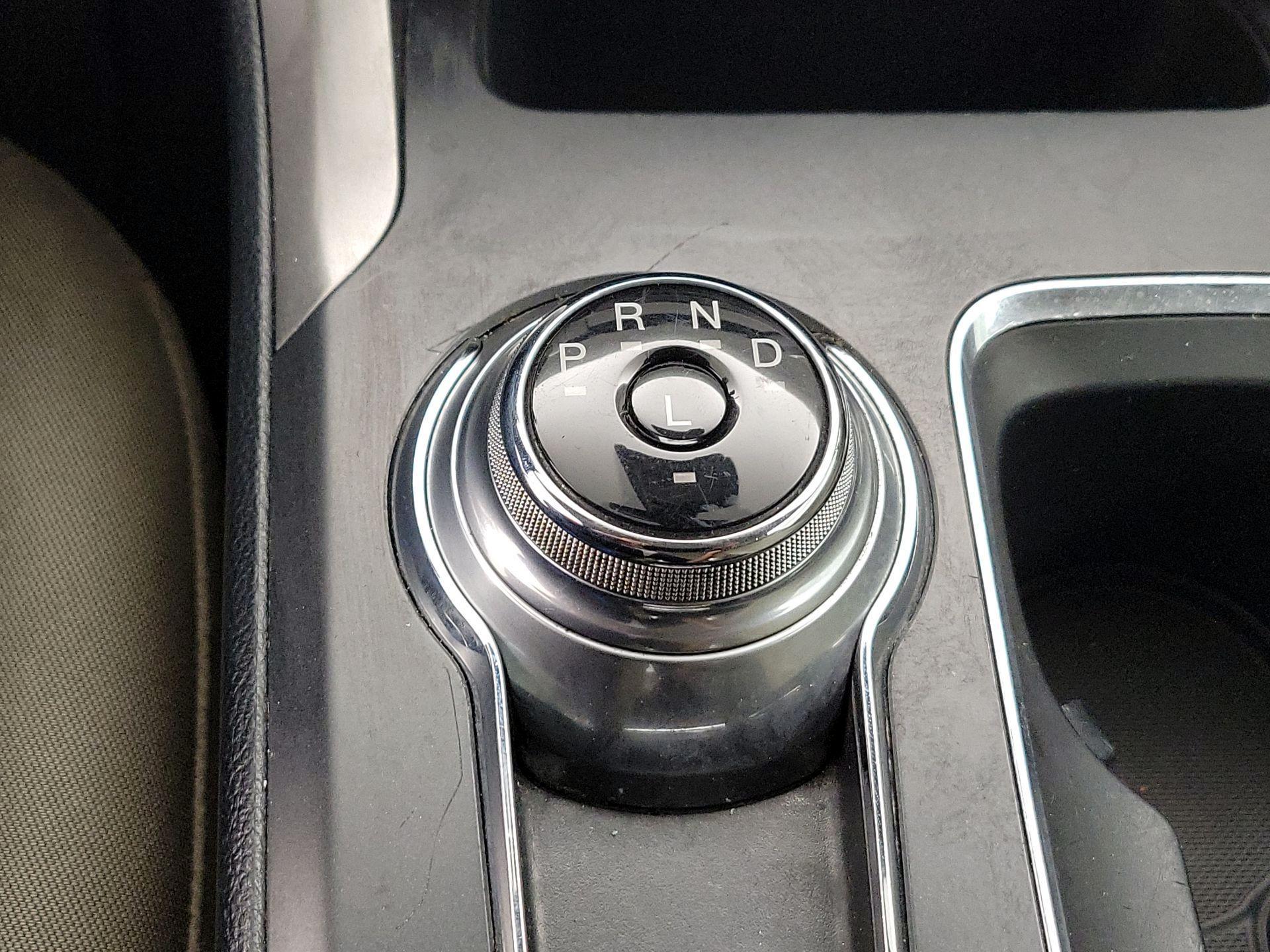 Thumbnail: 2019 Ford Fusion - 18