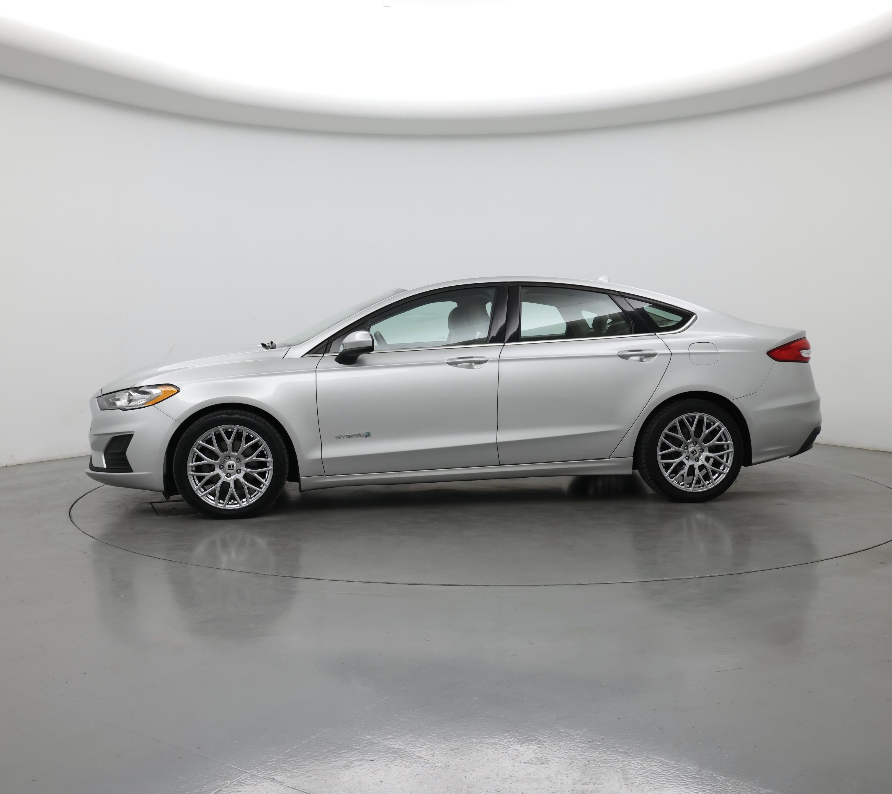 Thumbnail: 2019 Ford Fusion - 3