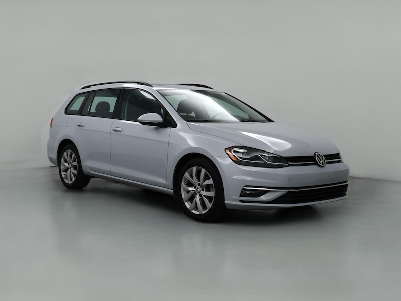 2019 Volkswagen Golf SE