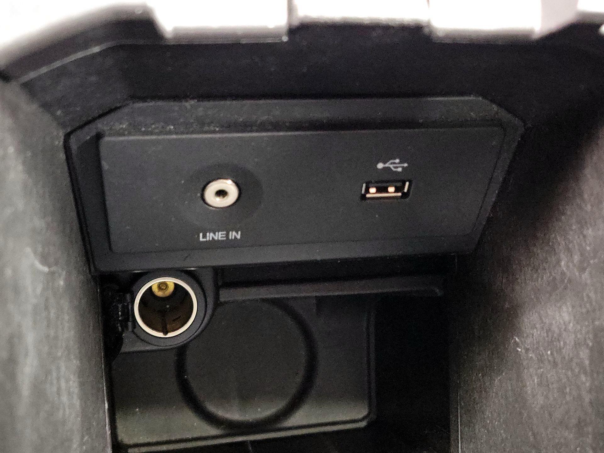 Thumbnail: 2014 Ford Escape - 18