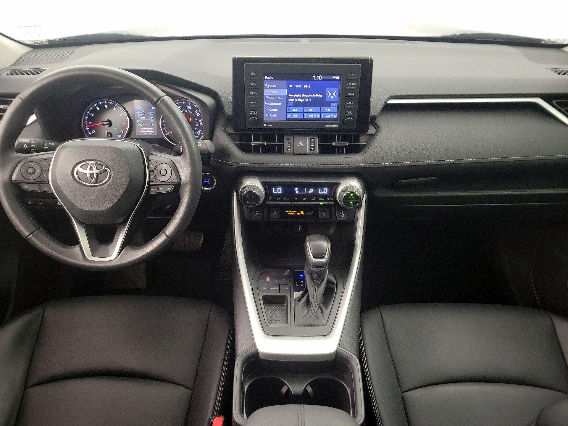 Thumbnail: 2021 Toyota RAV4 - 9