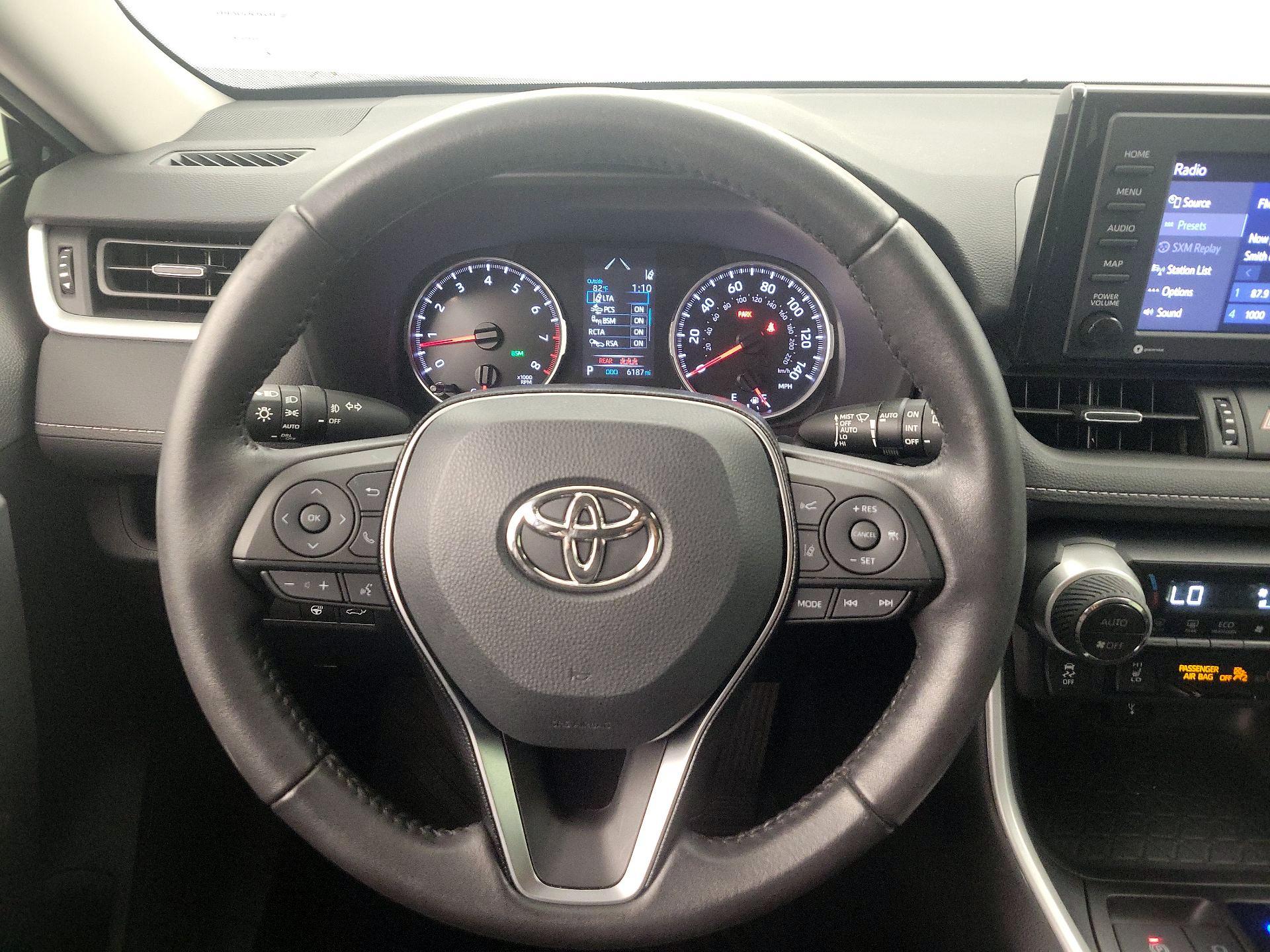 Thumbnail: 2021 Toyota RAV4 - 10