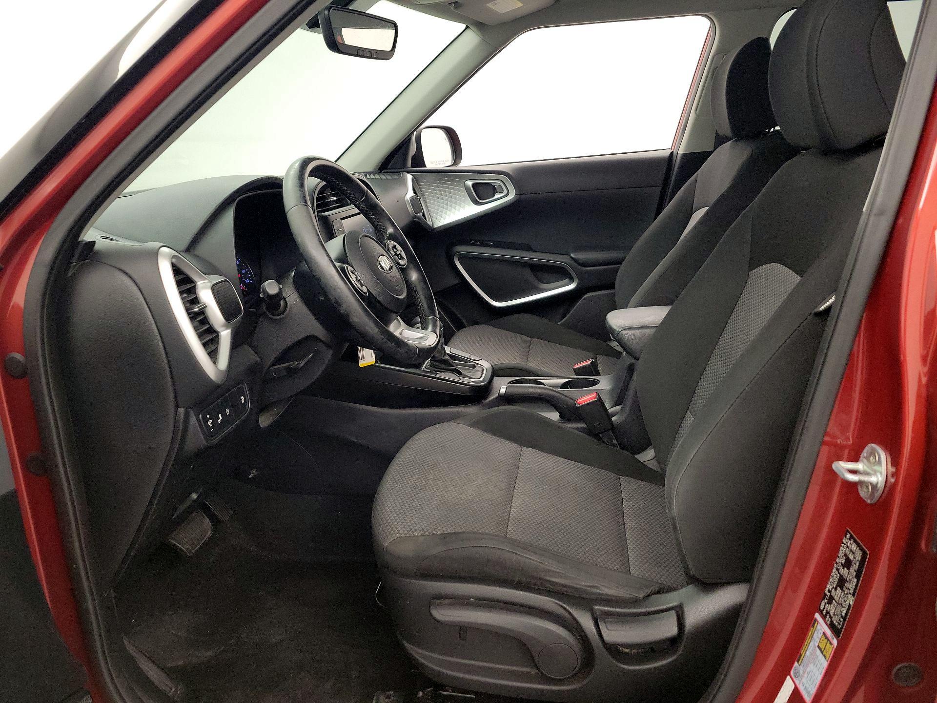 Thumbnail: 2020 Kia Soul - 11