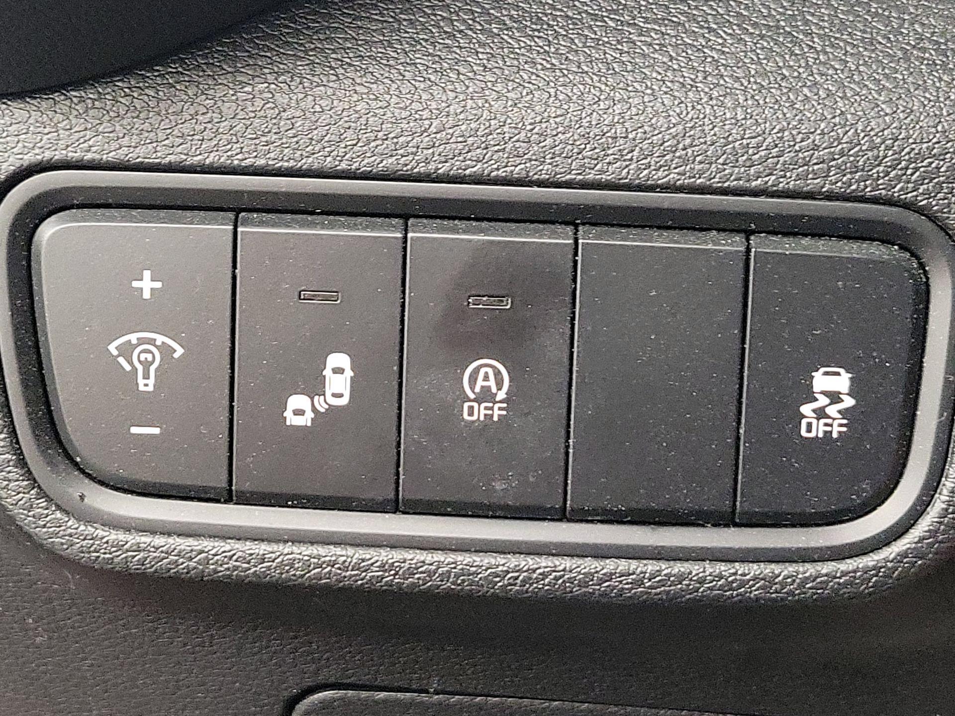 Thumbnail: 2020 Kia Soul - 13