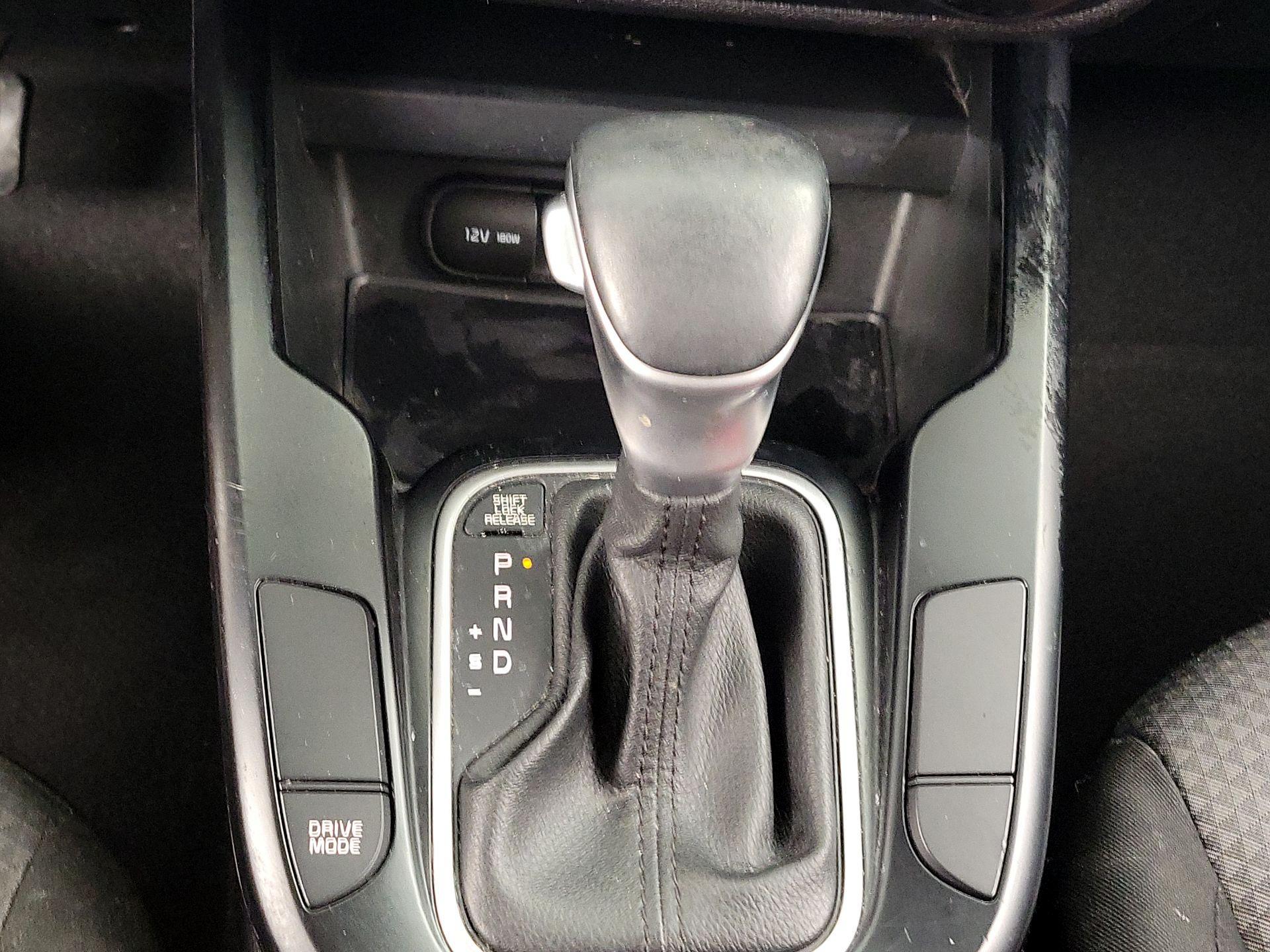 Thumbnail: 2020 Kia Soul - 17