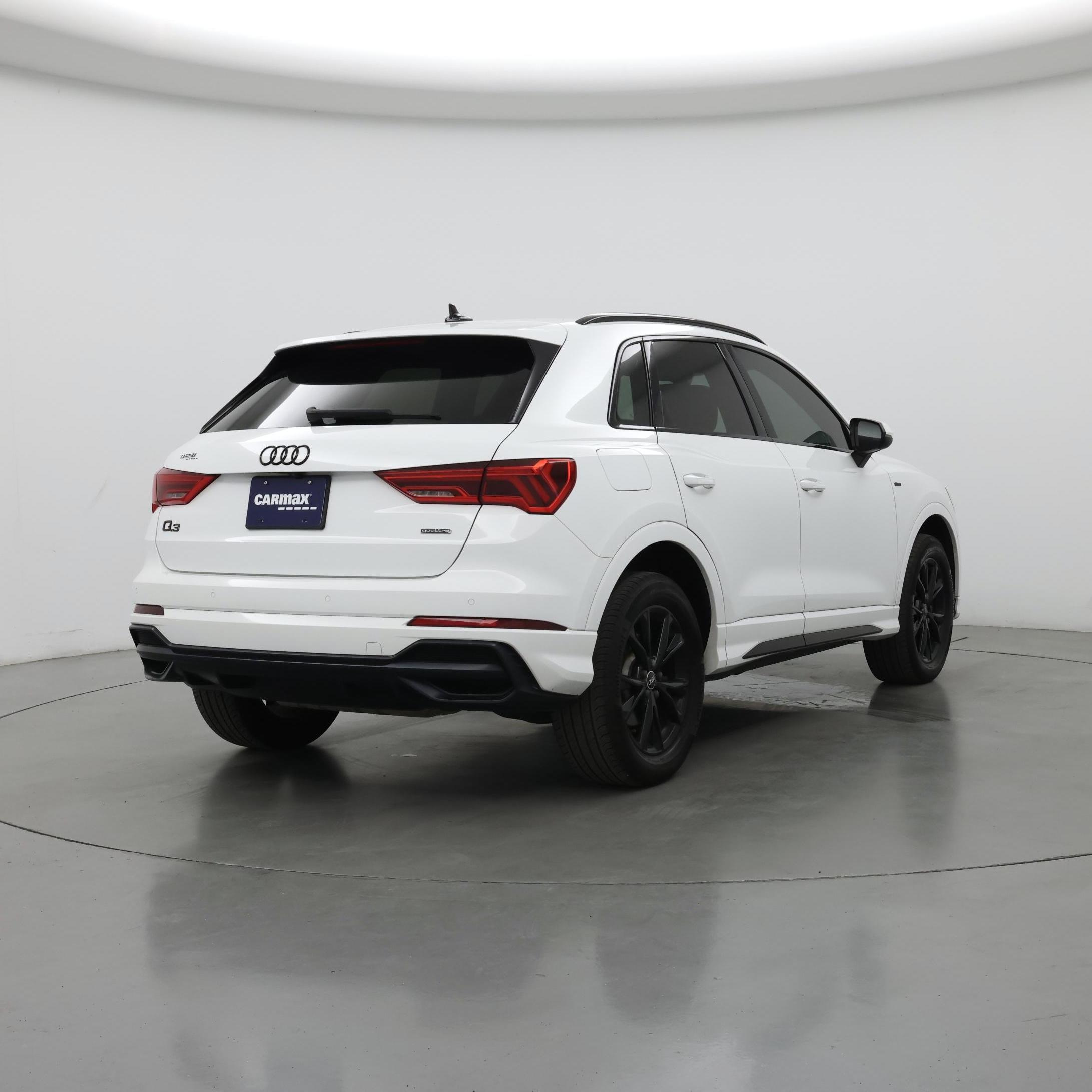 Thumbnail: 2021 Audi Q3 - 8