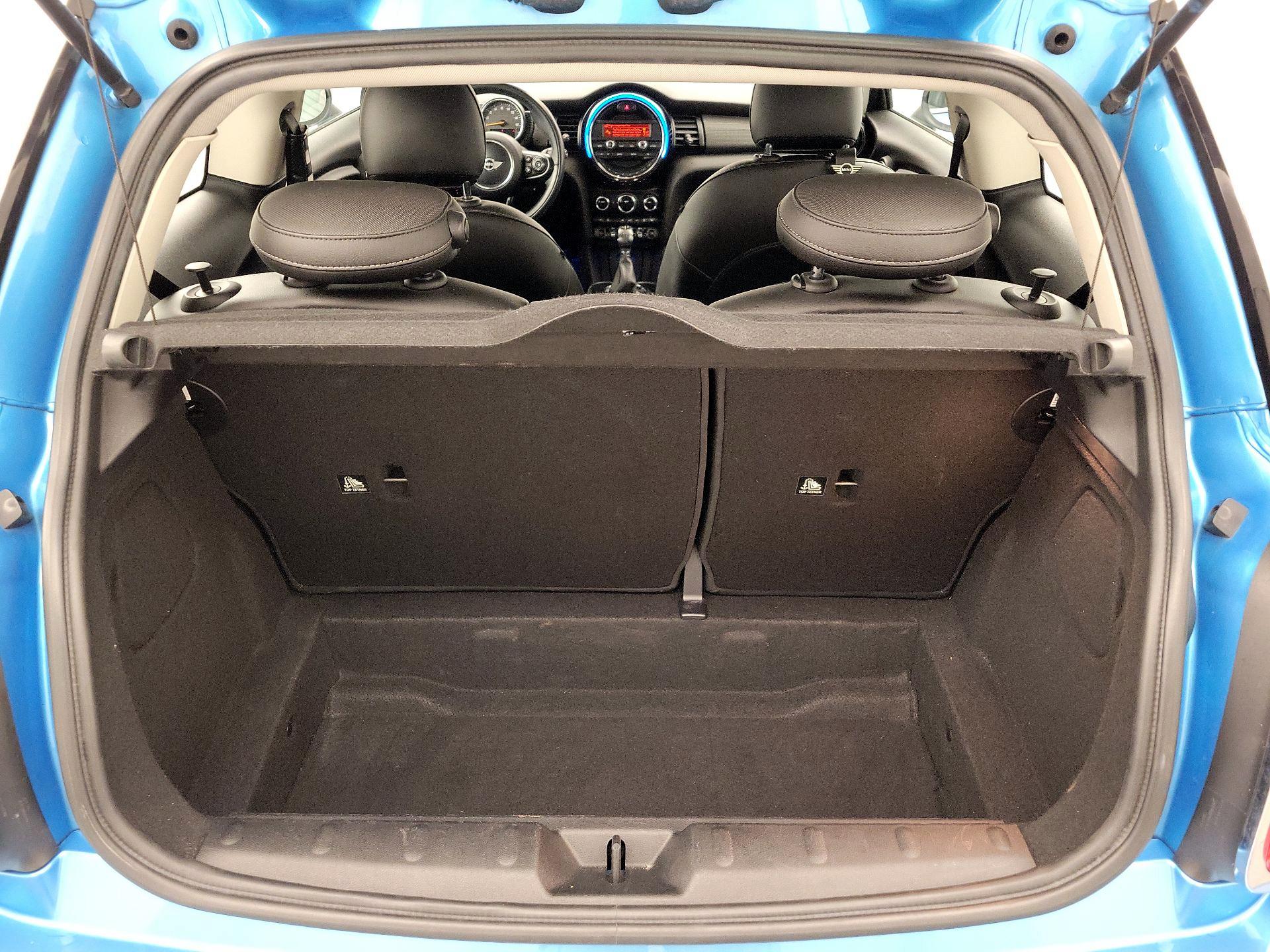 Thumbnail: 2015 MINI Cooper Hardtop - 19