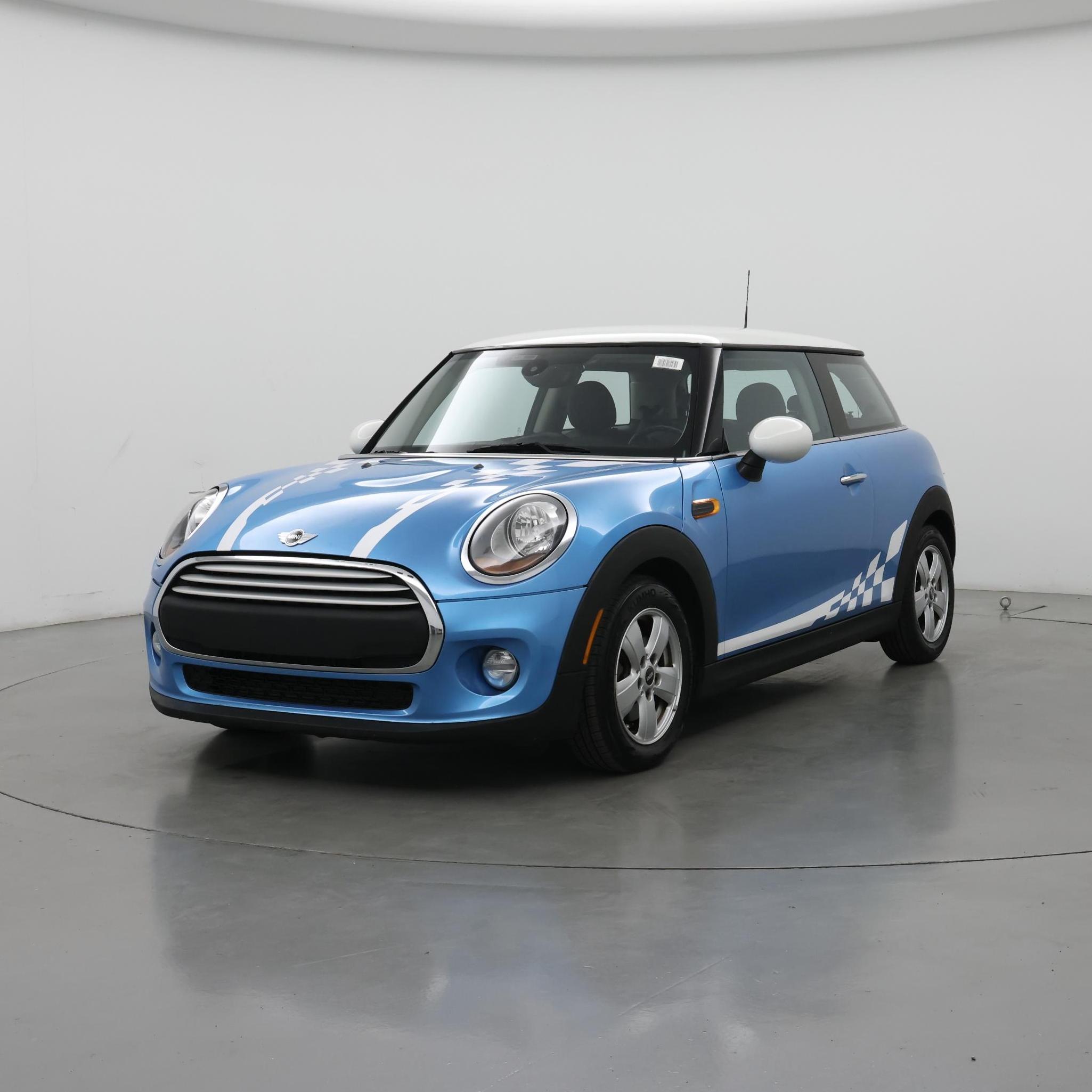 Thumbnail: 2015 MINI Cooper Hardtop - 4