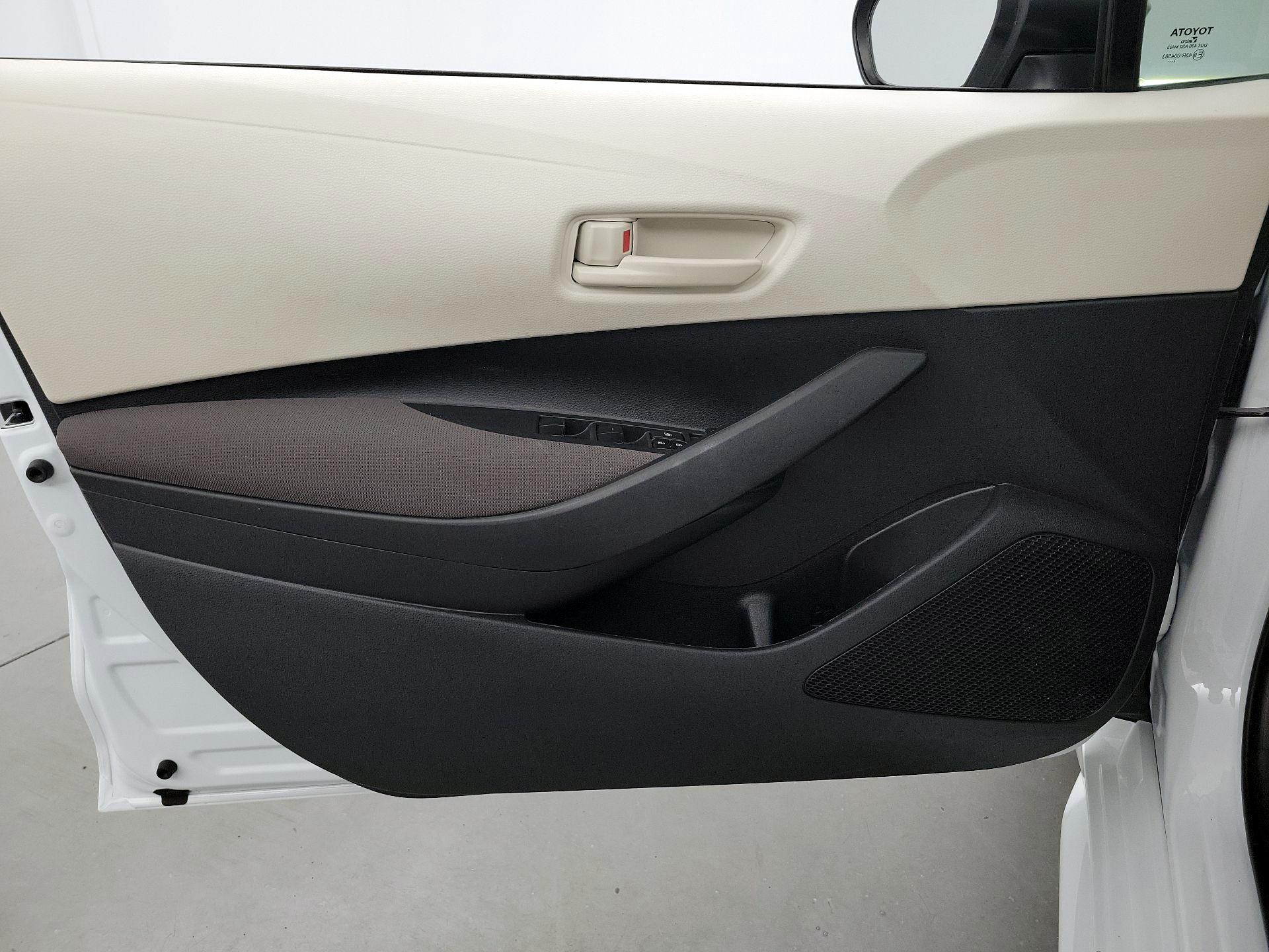 Thumbnail: 2023 Toyota Corolla - 12