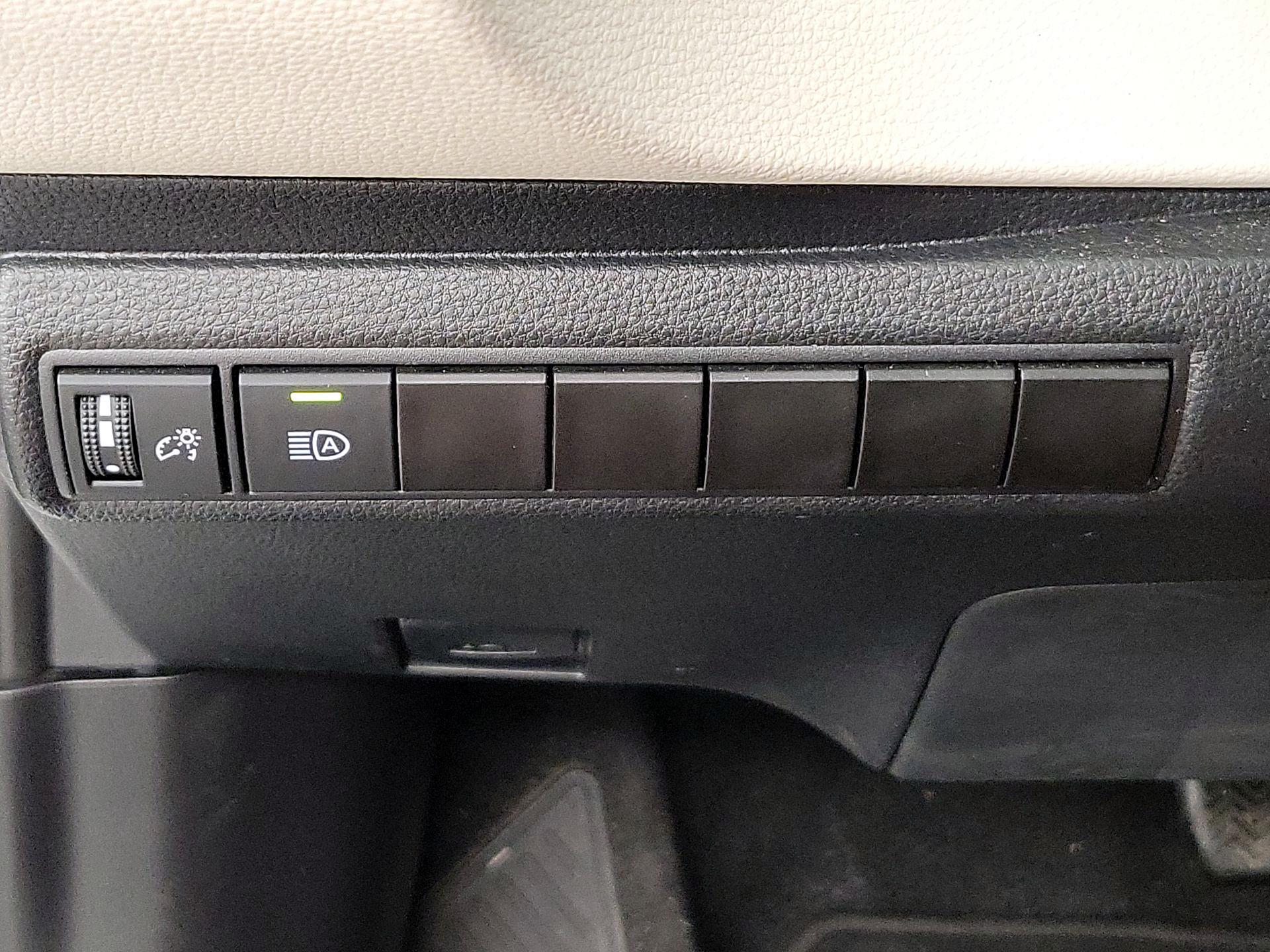 Thumbnail: 2023 Toyota Corolla - 13