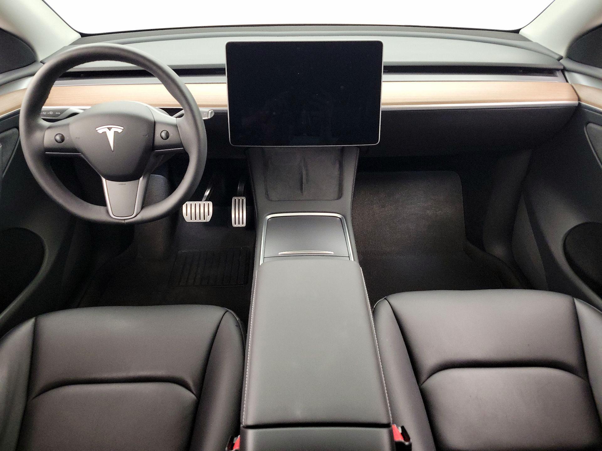 Thumbnail: 2023 Tesla Model Y - 9