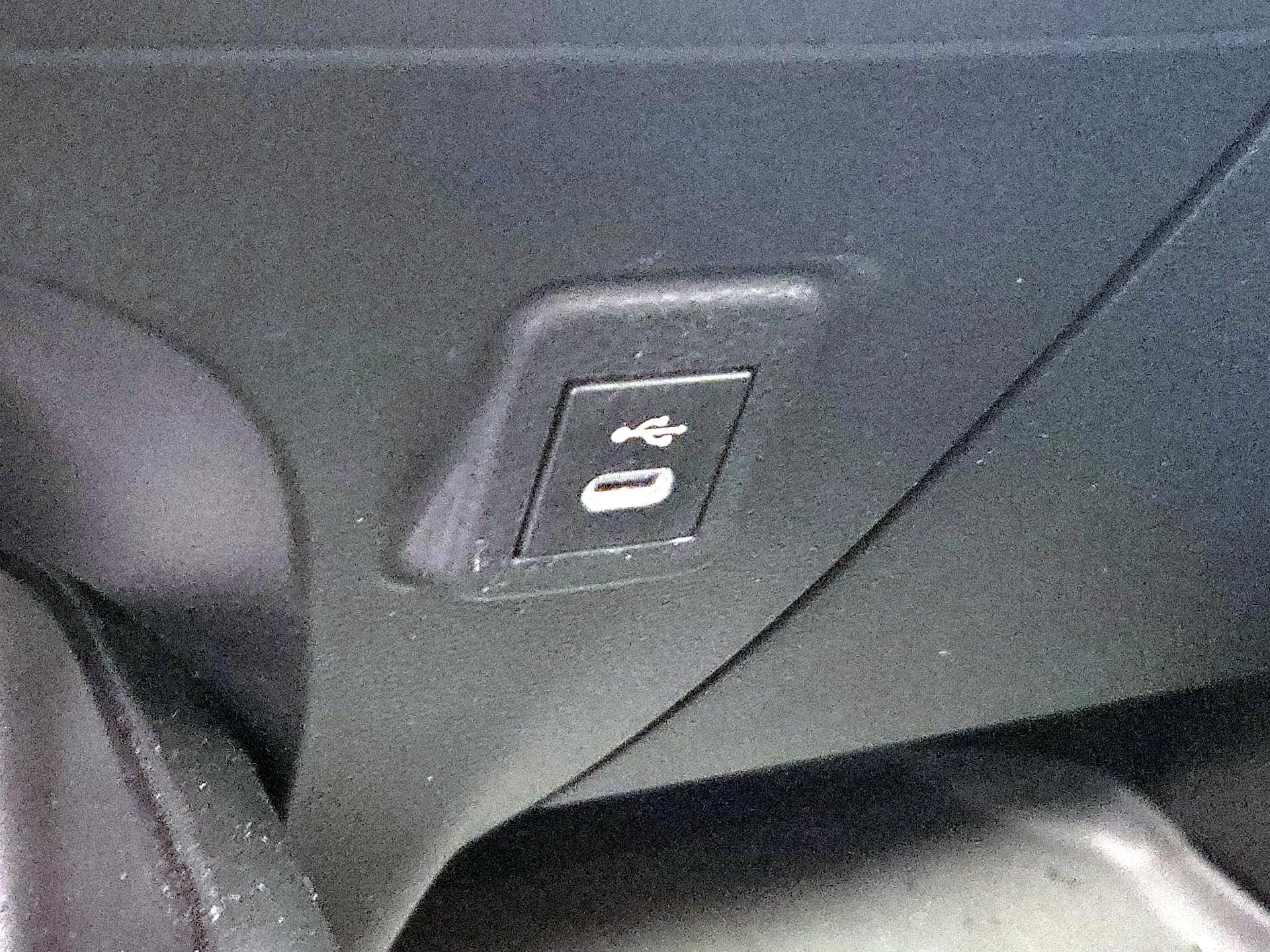 Thumbnail: 2023 Toyota Corolla - 18