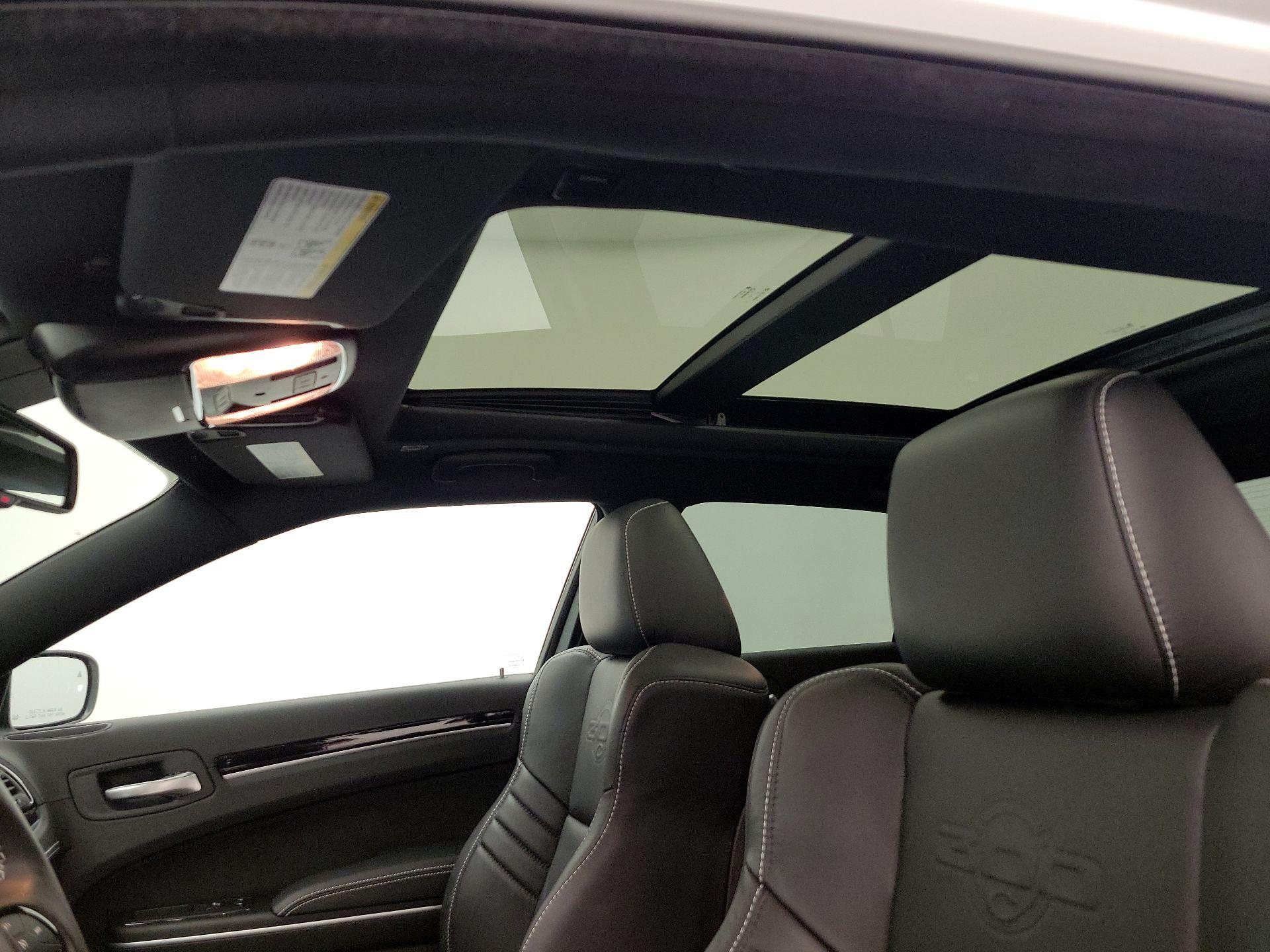 Thumbnail: 2023 Chrysler 300 - 20