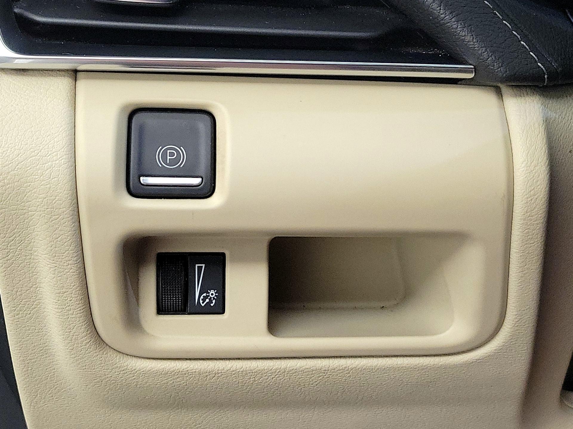 Thumbnail: 2021 Cadillac CT5 - 13