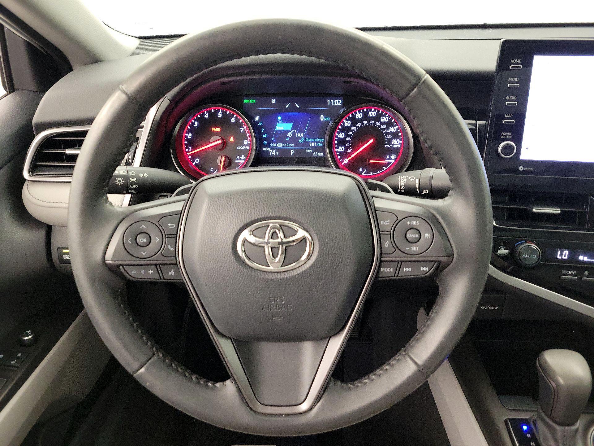 Thumbnail: 2021 Toyota Camry - 10