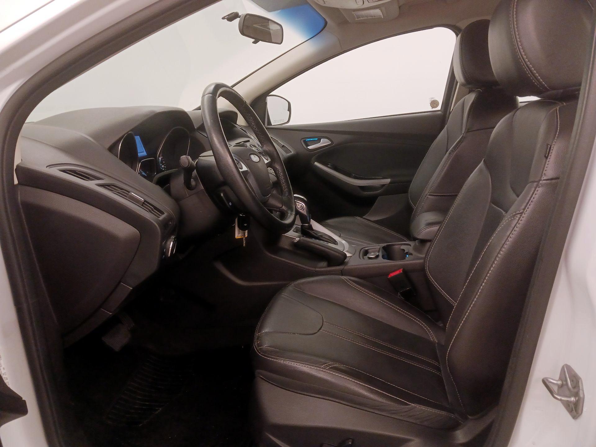 Thumbnail: 2014 Ford Focus - 11