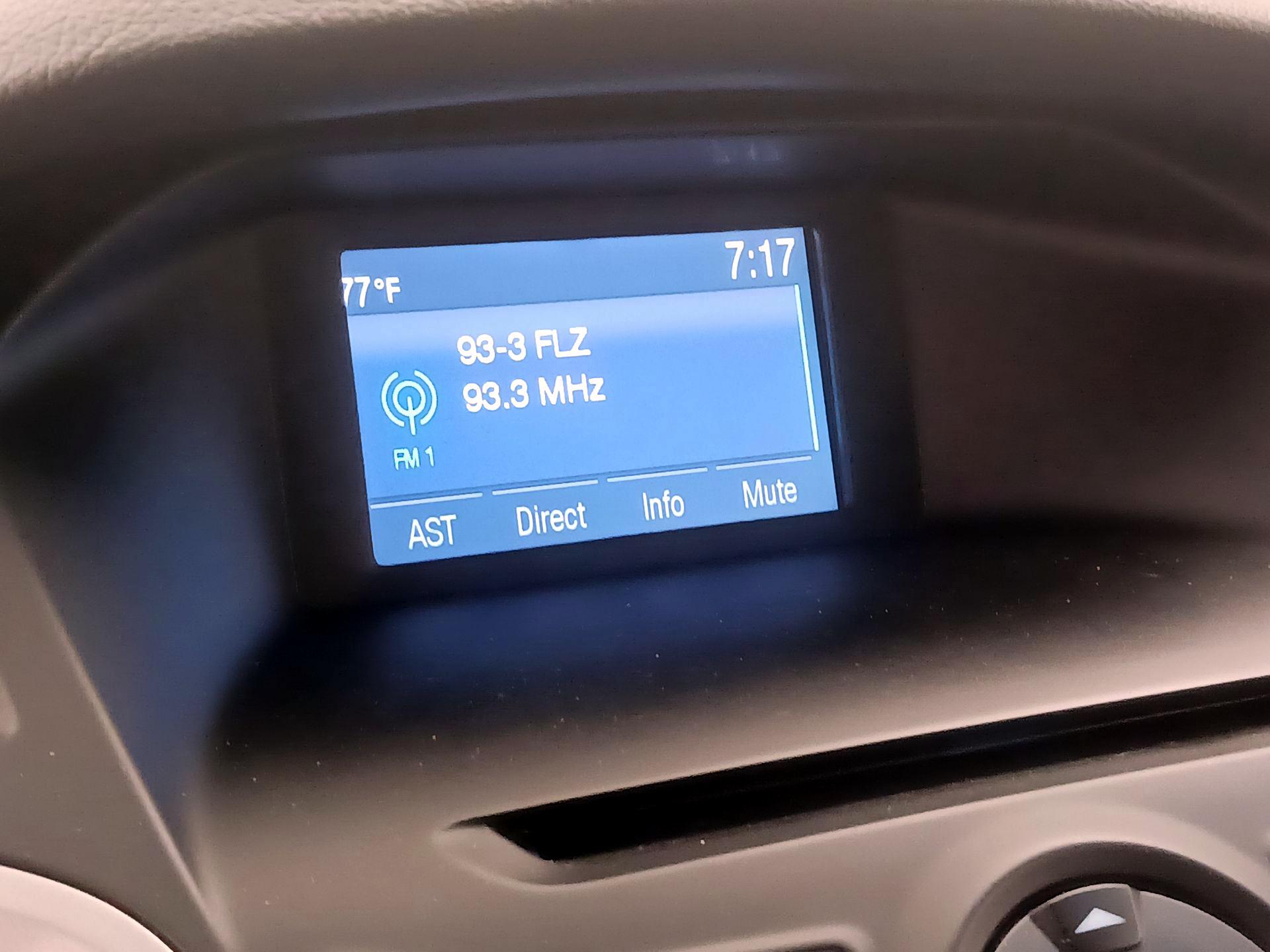 Thumbnail: 2014 Ford Focus - 14