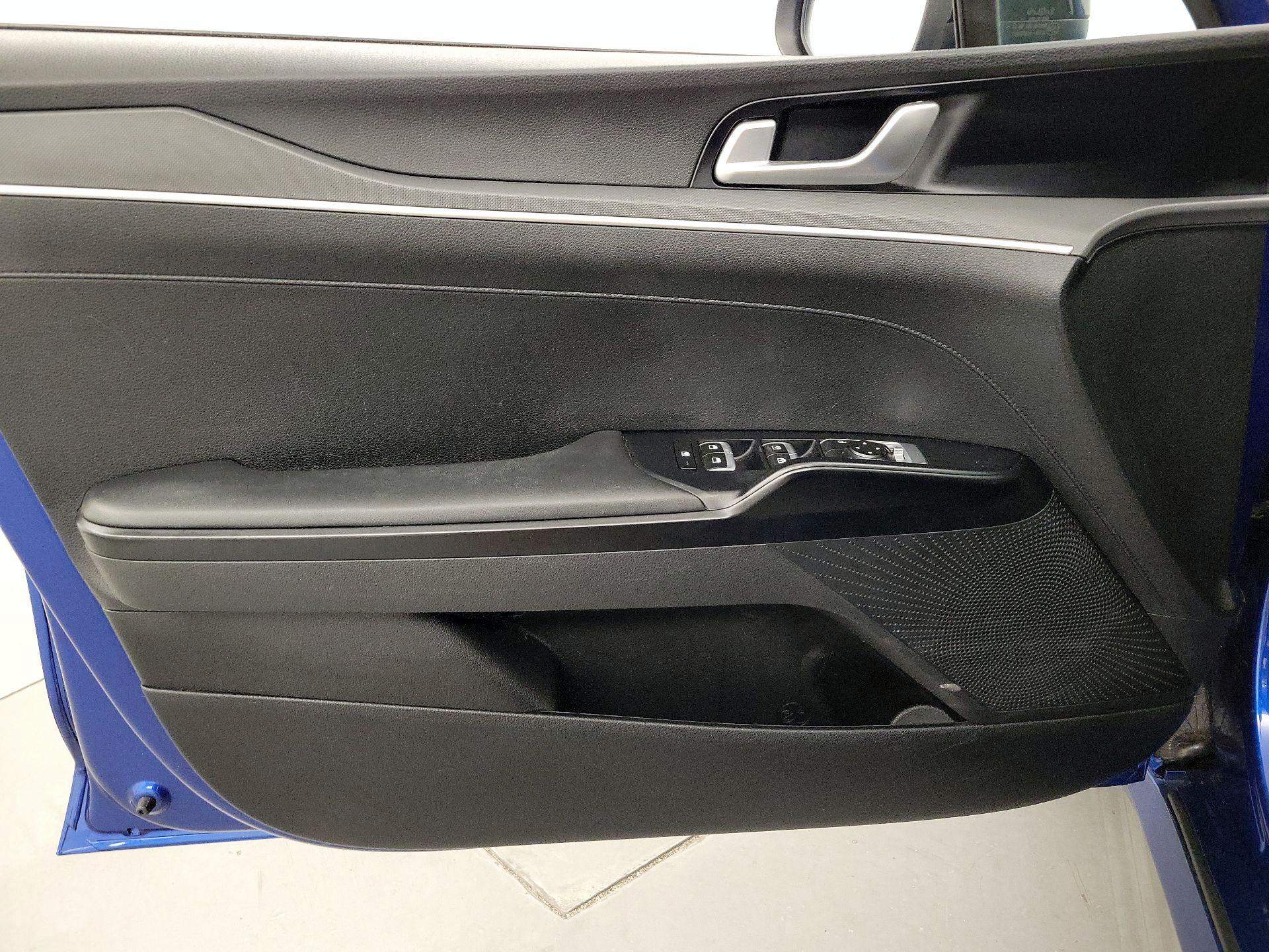 Thumbnail: 2023 Kia K5 - 12