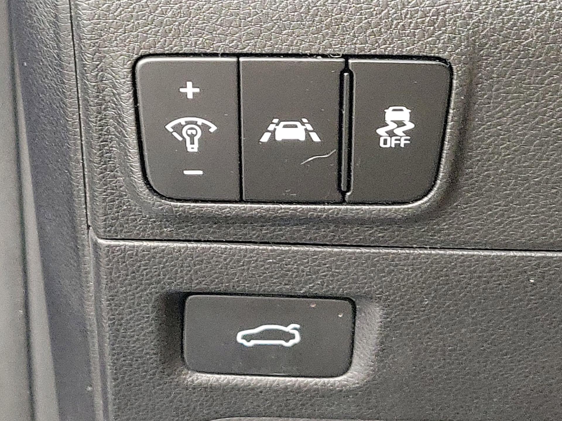 Thumbnail: 2023 Kia K5 - 13