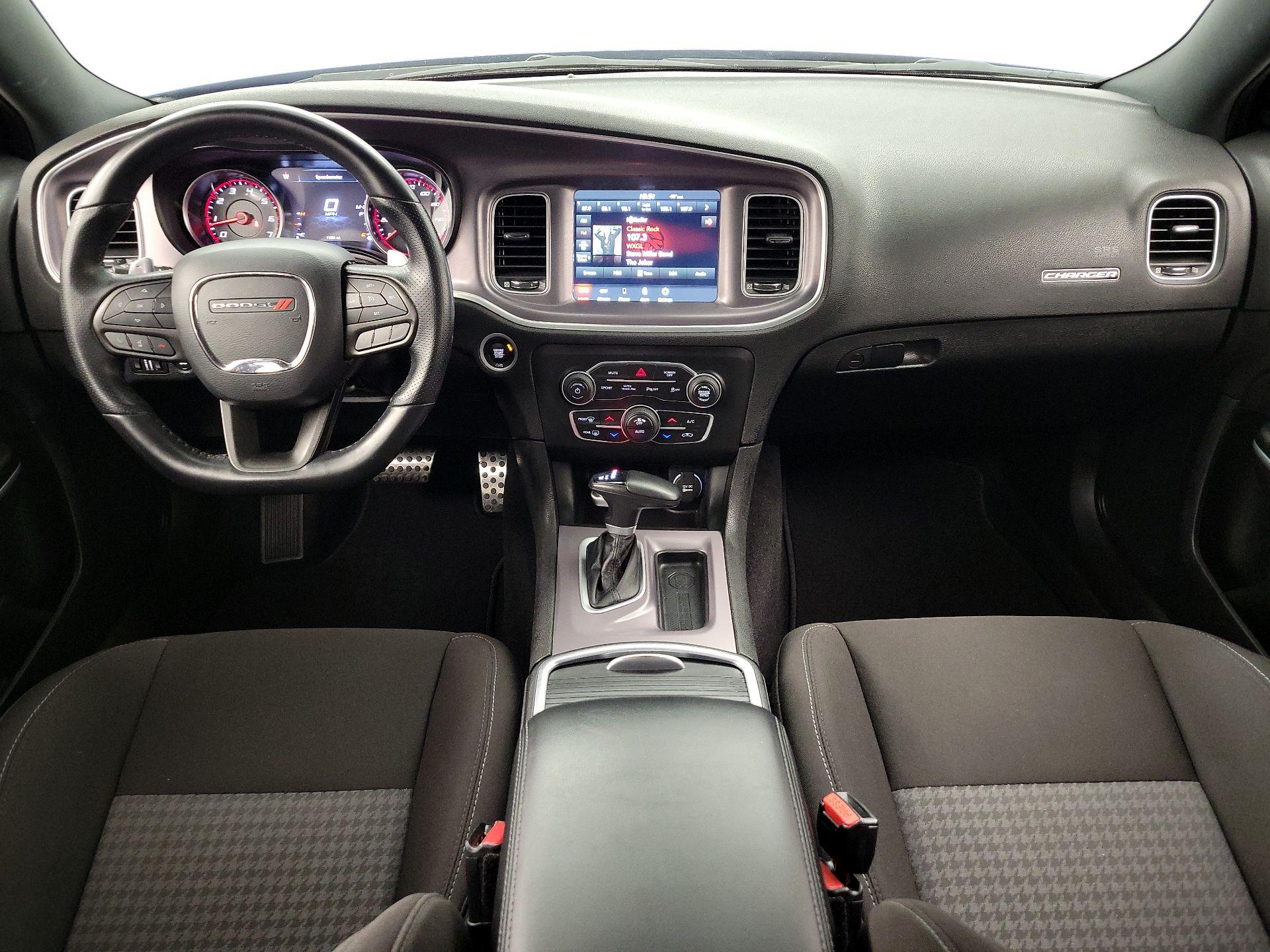 Thumbnail: 2022 Dodge Charger - 9