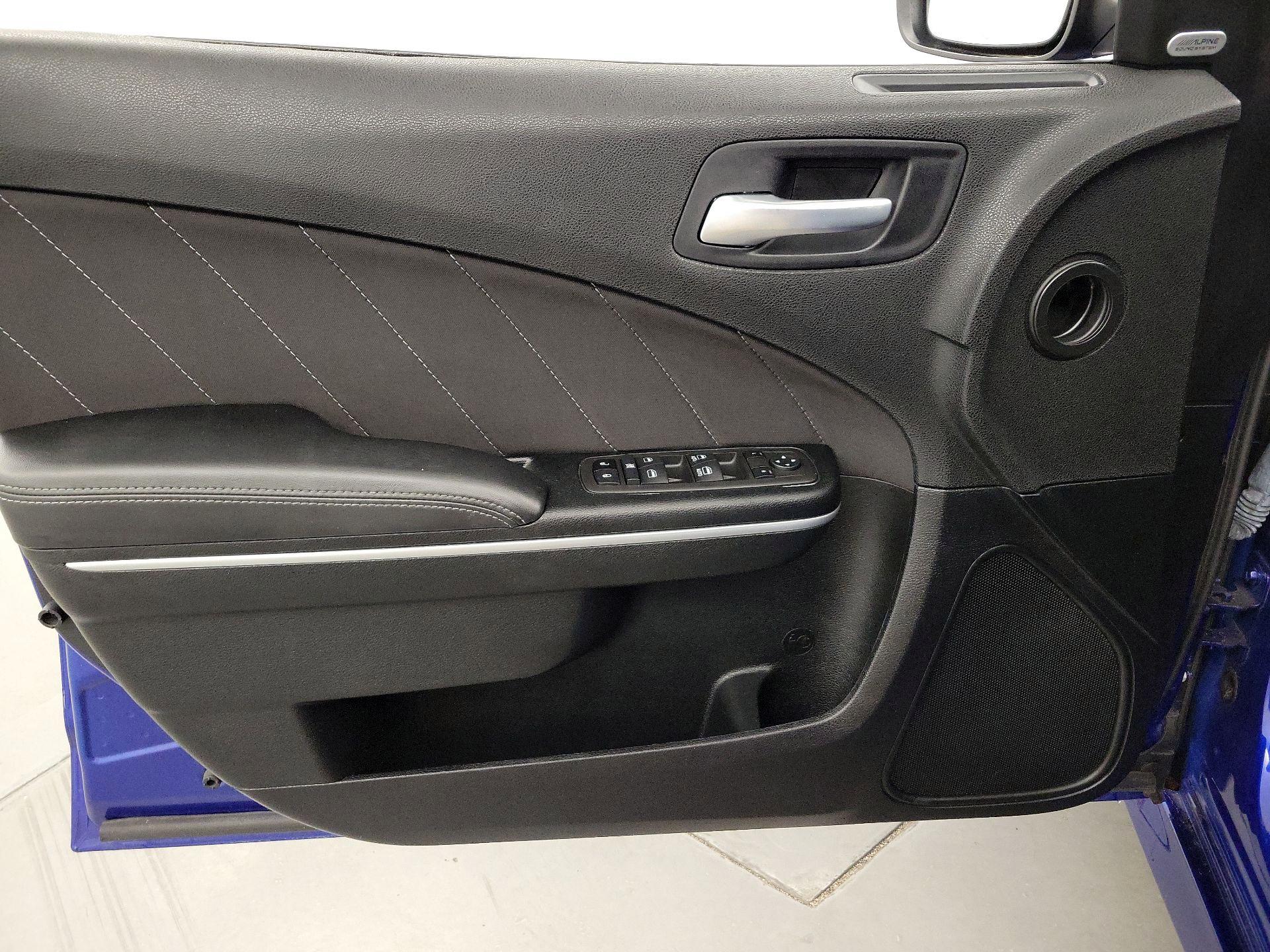 Thumbnail: 2022 Dodge Charger - 12