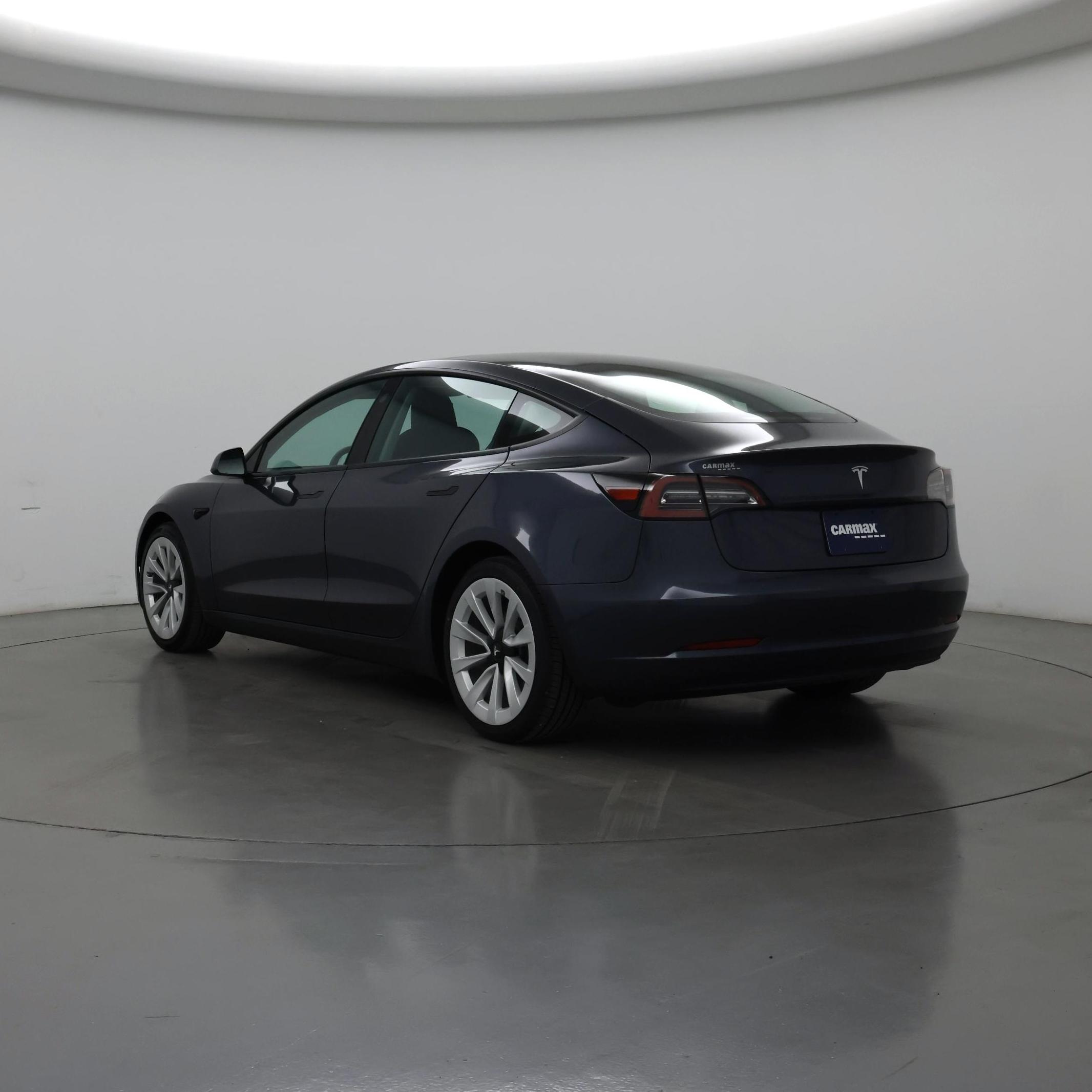 Thumbnail: 2023 Tesla Model 3 - 2