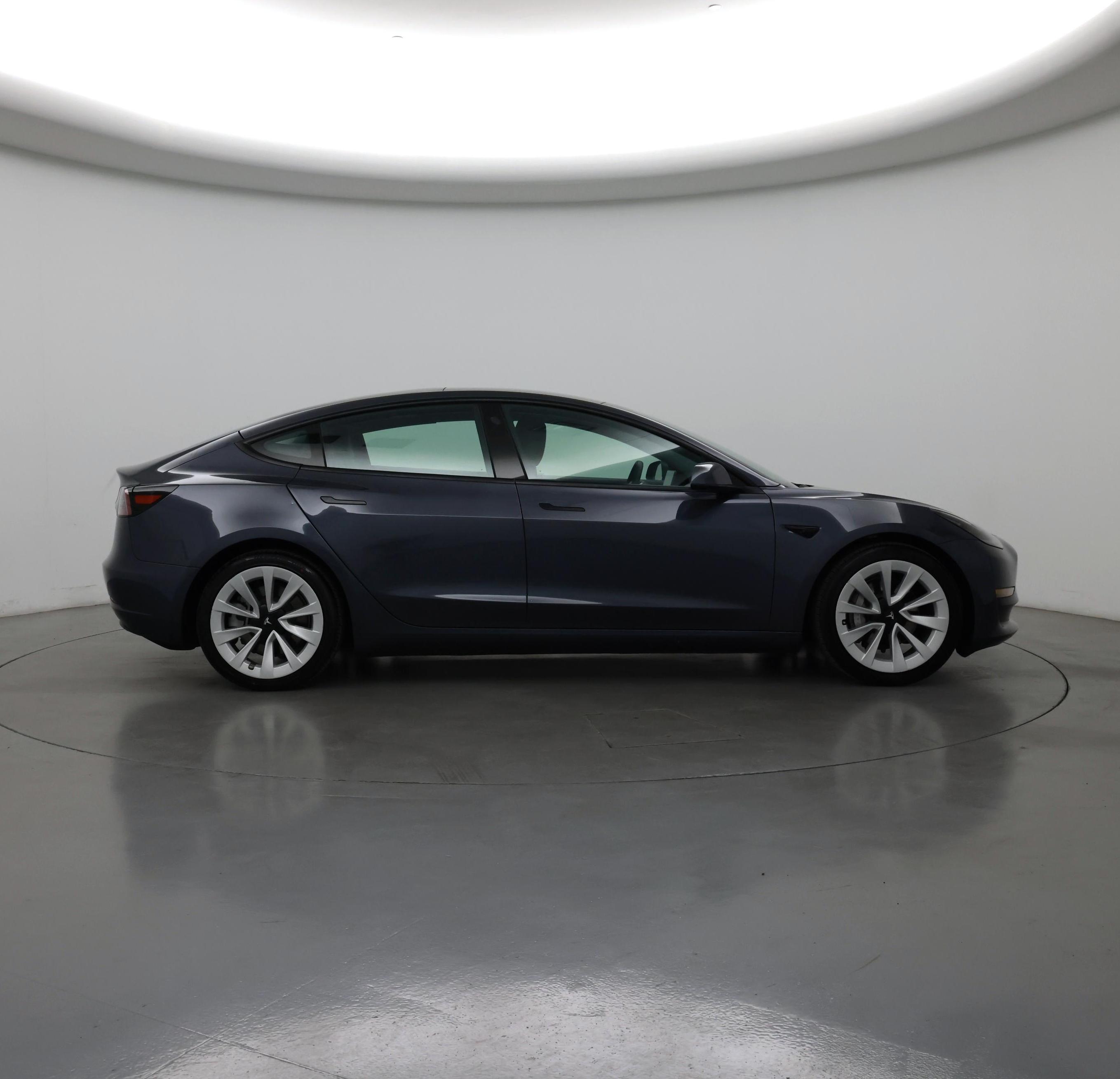 Thumbnail: 2023 Tesla Model 3 - 7
