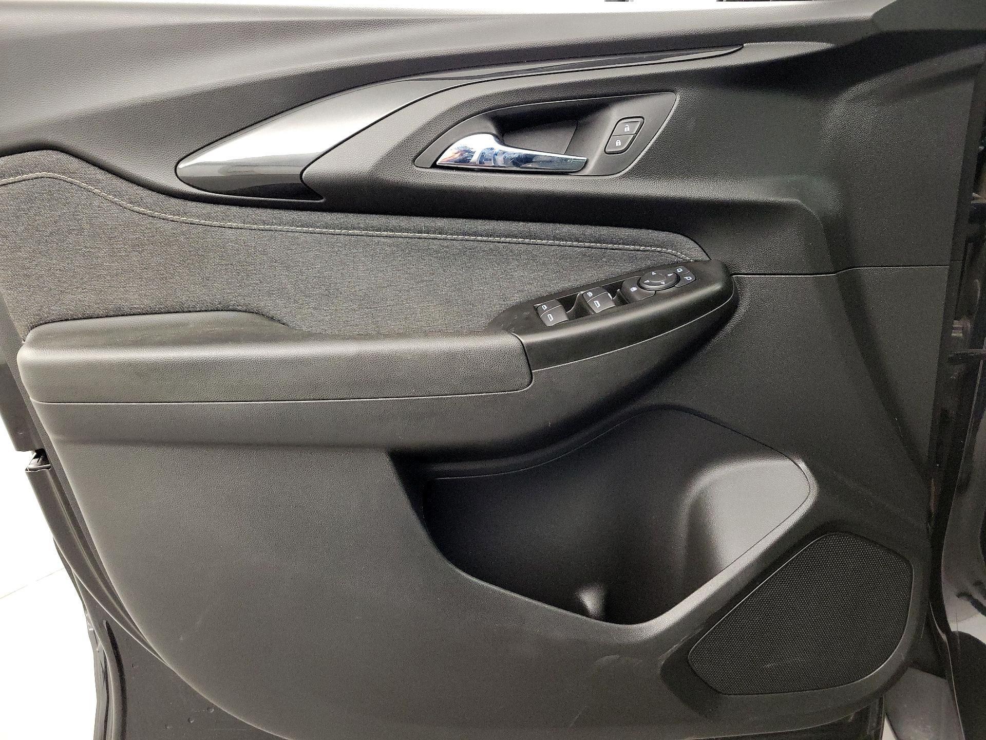 Thumbnail: 2021 Chevrolet TrailBlazer - 12