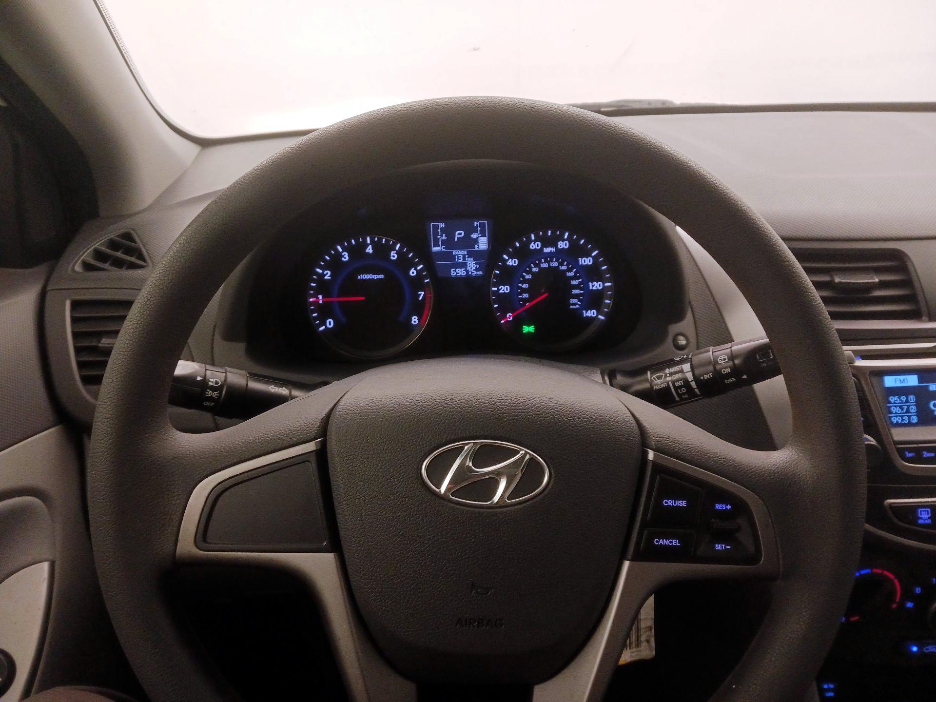 Thumbnail: 2017 Hyundai Accent - 10