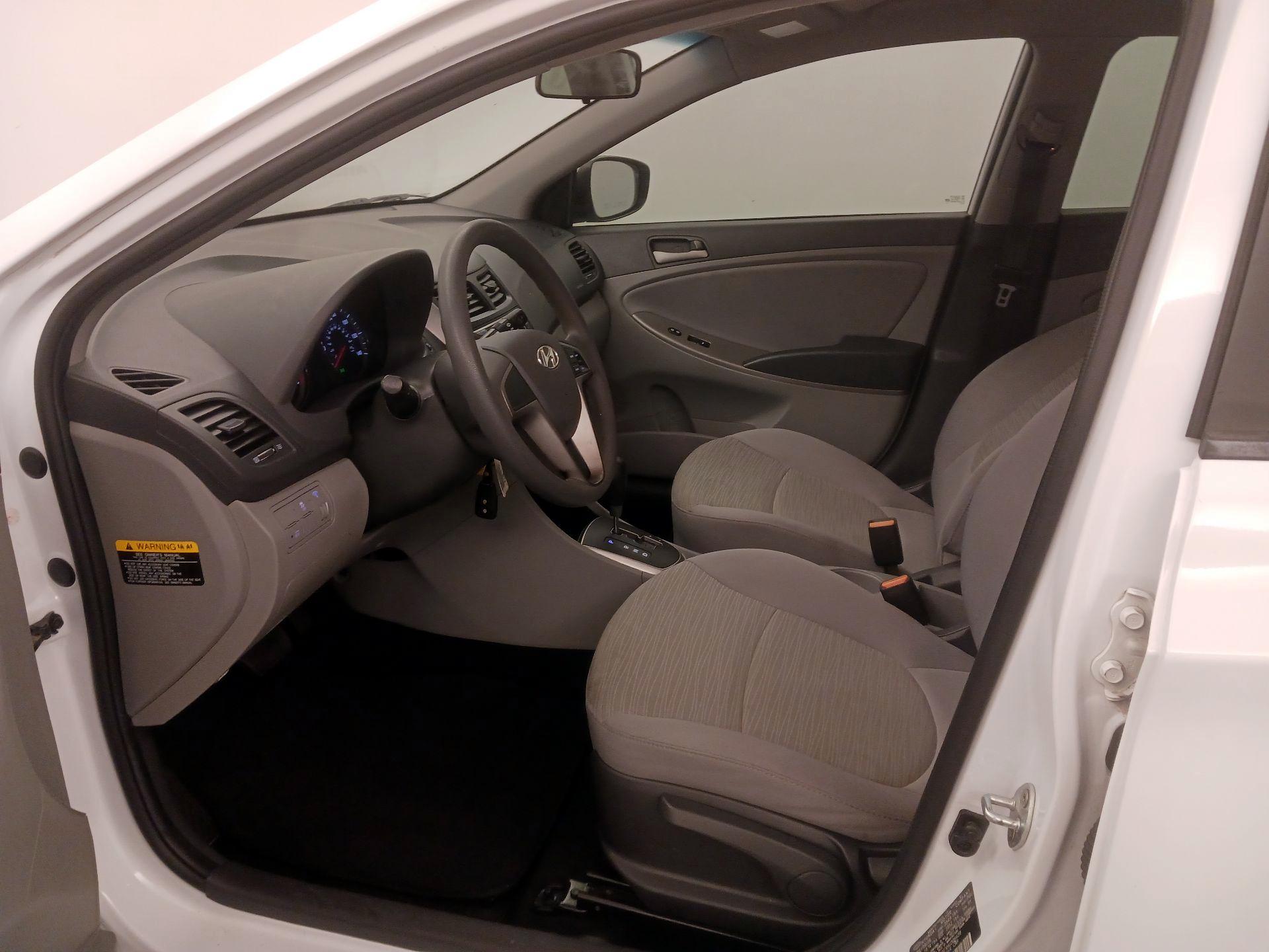 Thumbnail: 2017 Hyundai Accent - 11