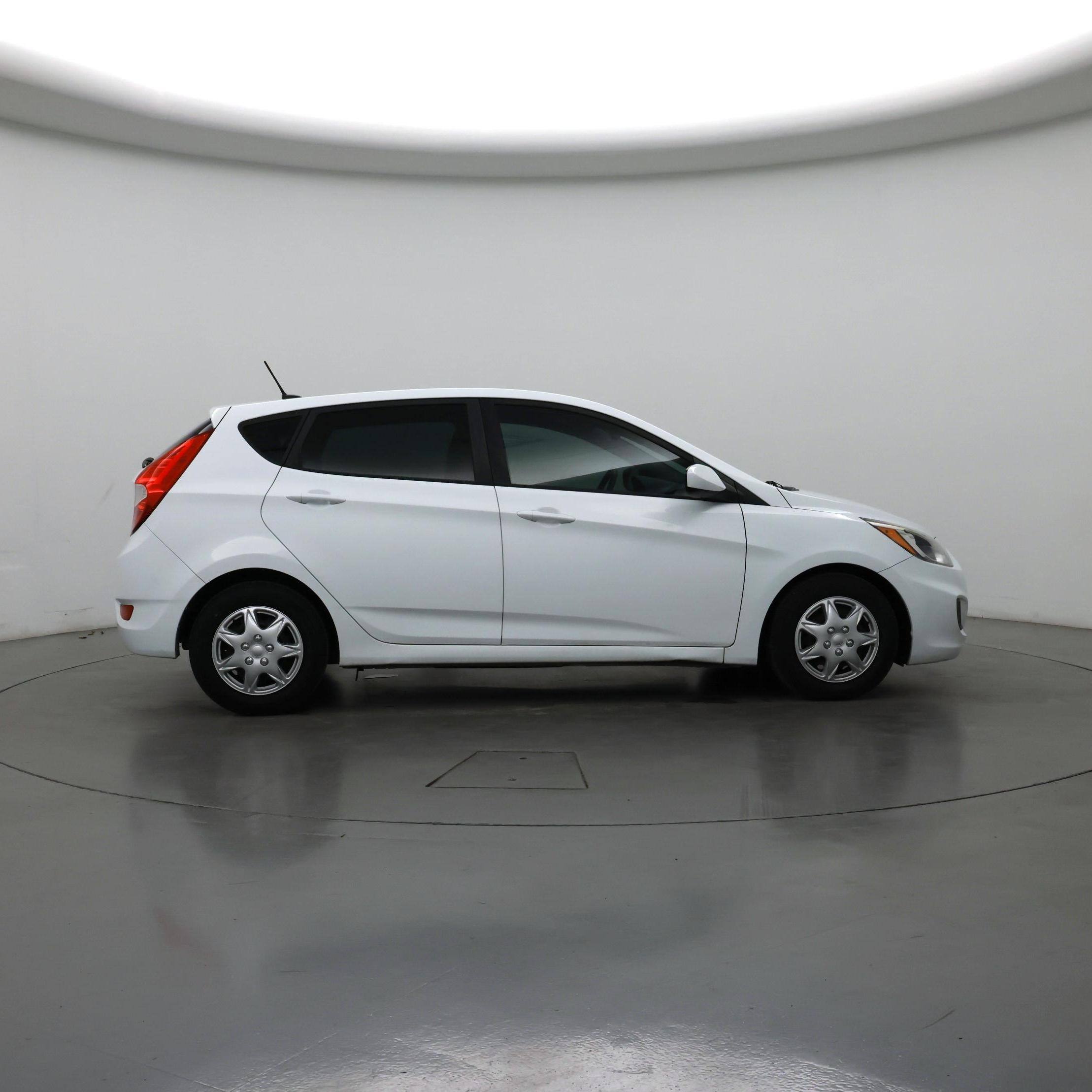 Thumbnail: 2017 Hyundai Accent - 7
