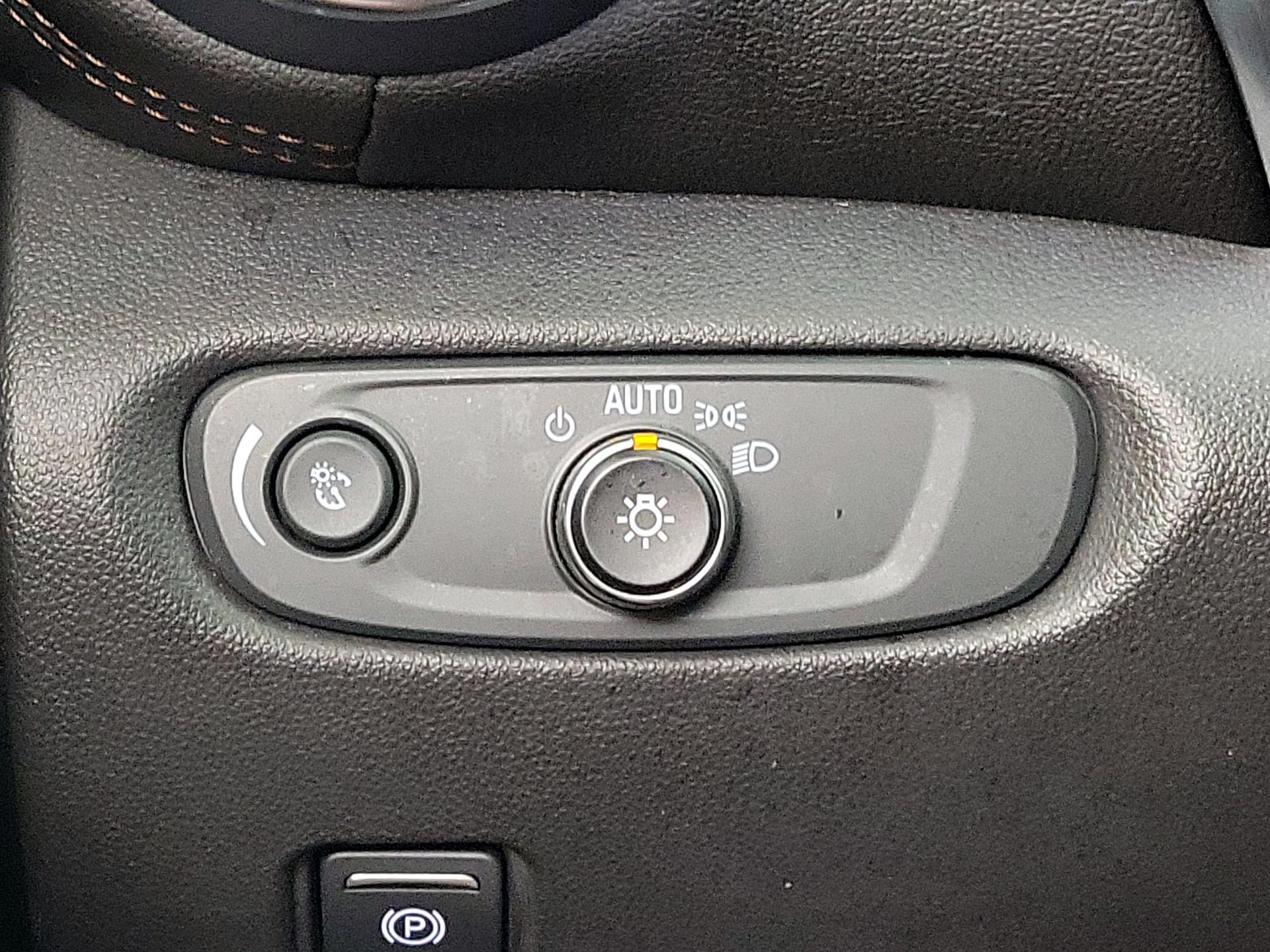 Thumbnail: 2019 Chevrolet Blazer - 13