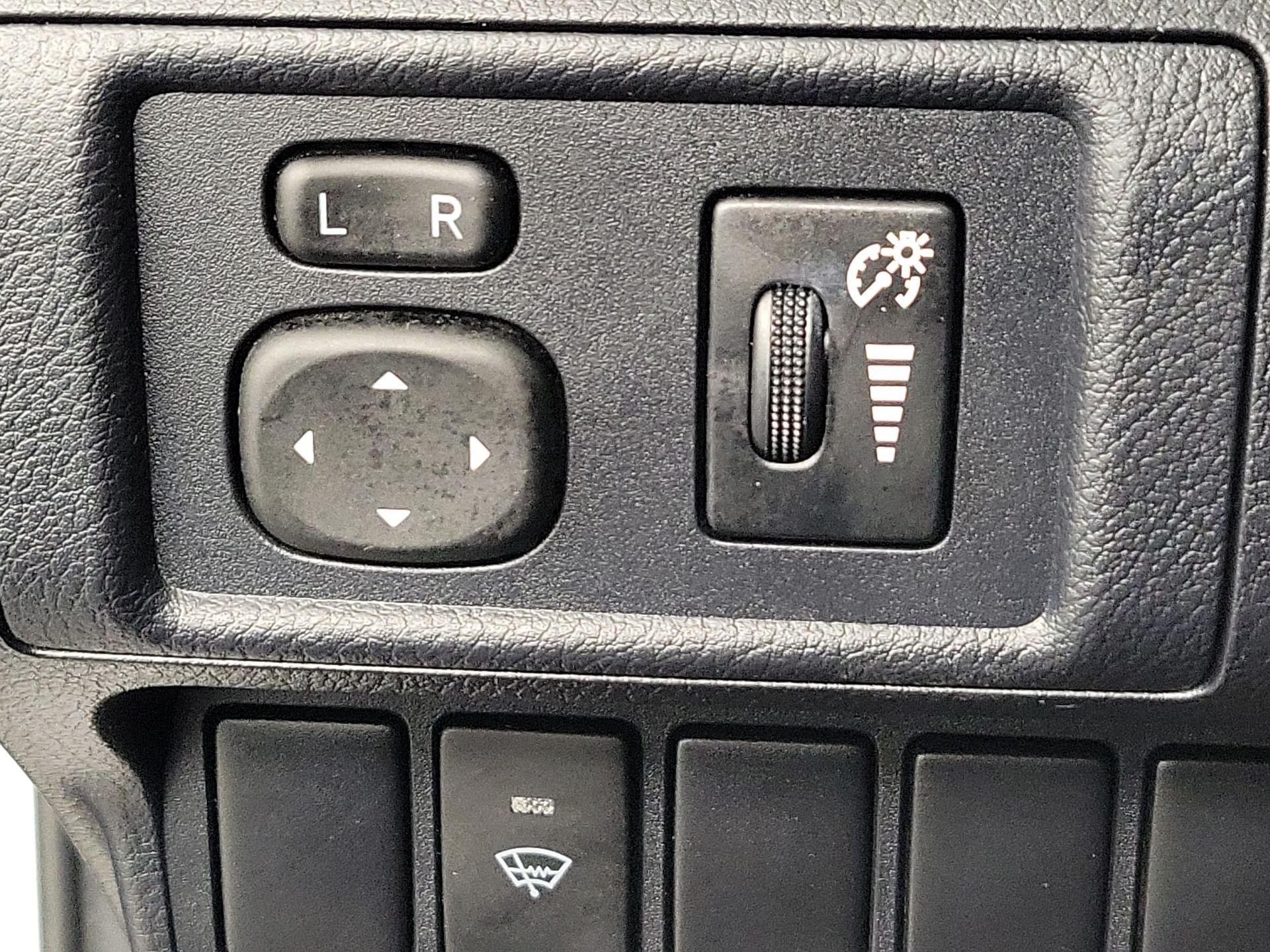 Thumbnail: 2016 Lexus CT - 13