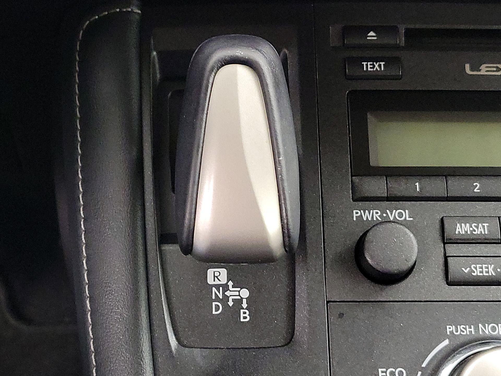 Thumbnail: 2016 Lexus CT - 17