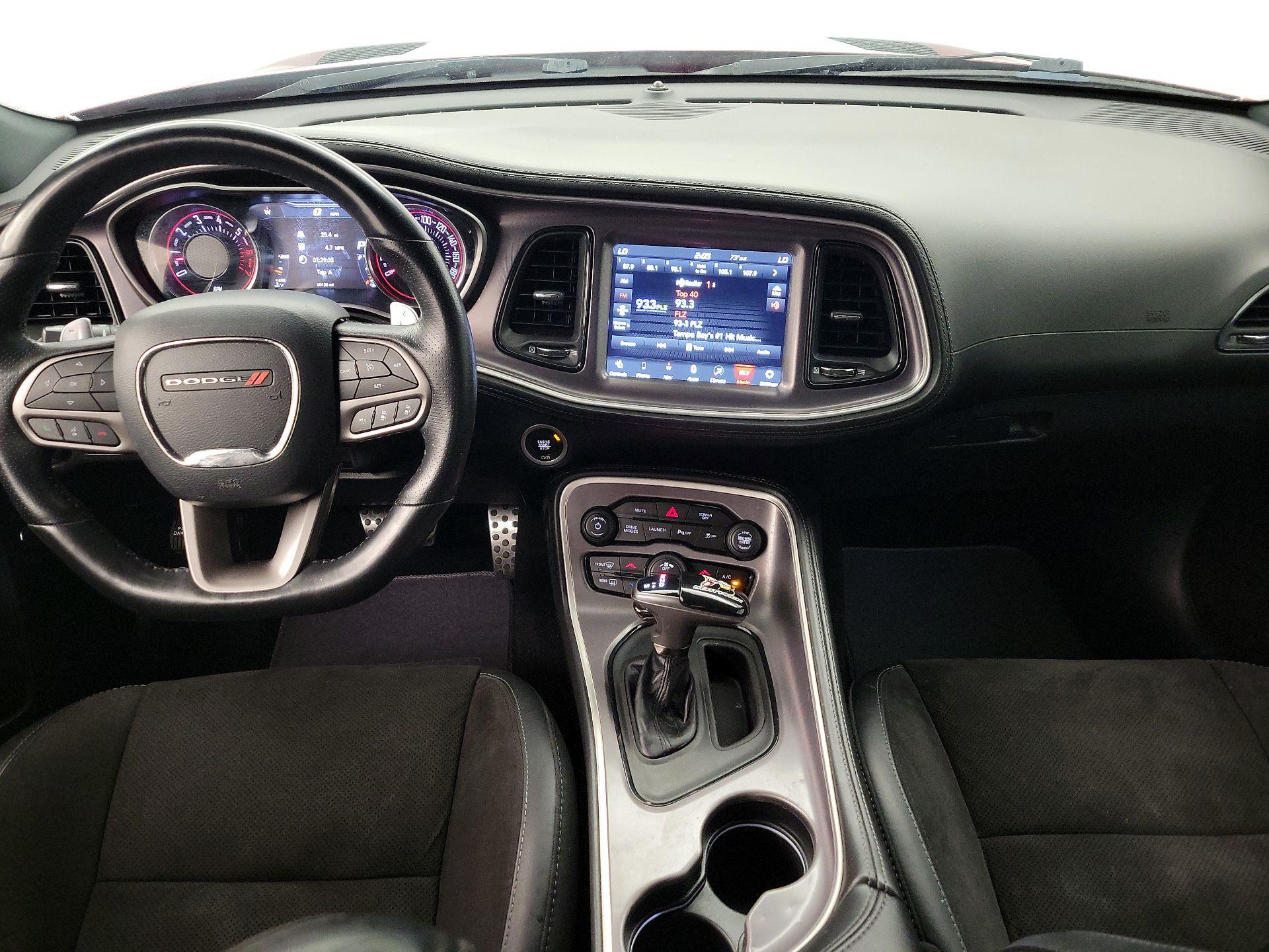 Thumbnail: 2020 Dodge Challenger - 9