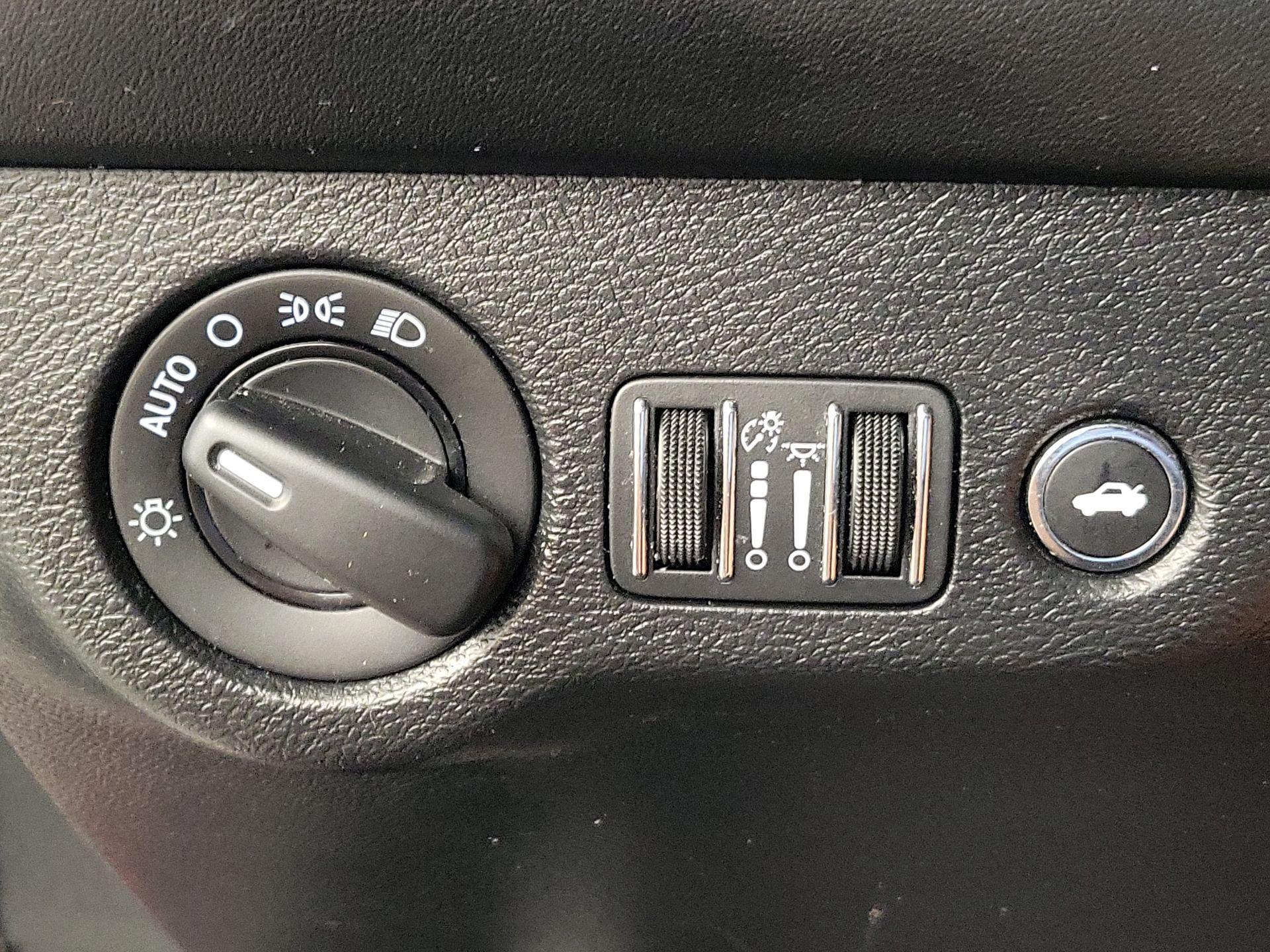 Thumbnail: 2020 Dodge Challenger - 13