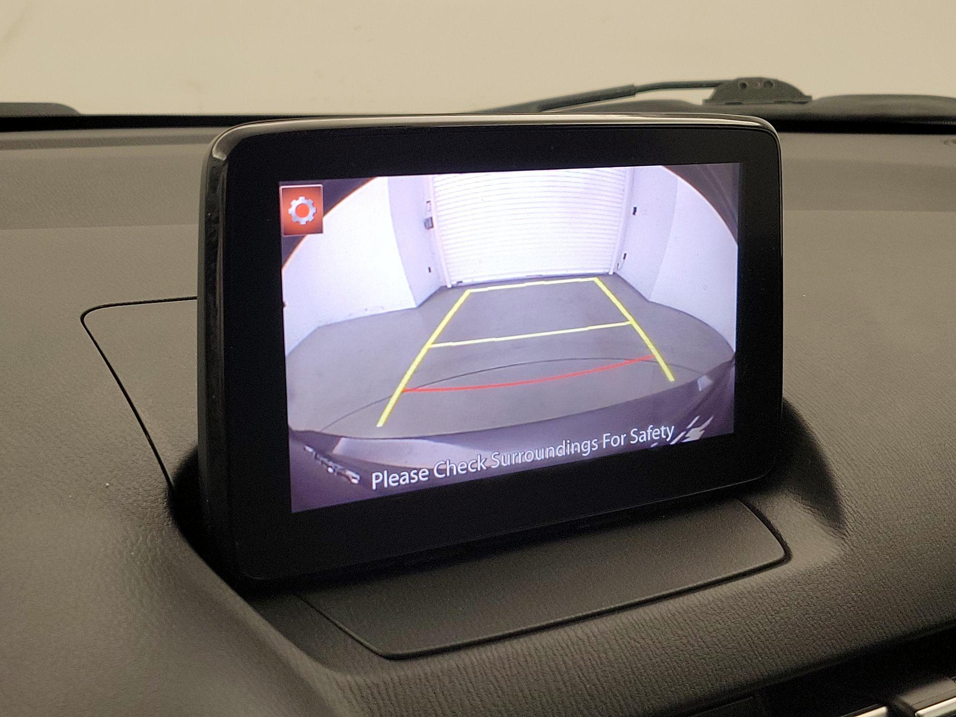 Thumbnail: 2019 Toyota Yaris - 14