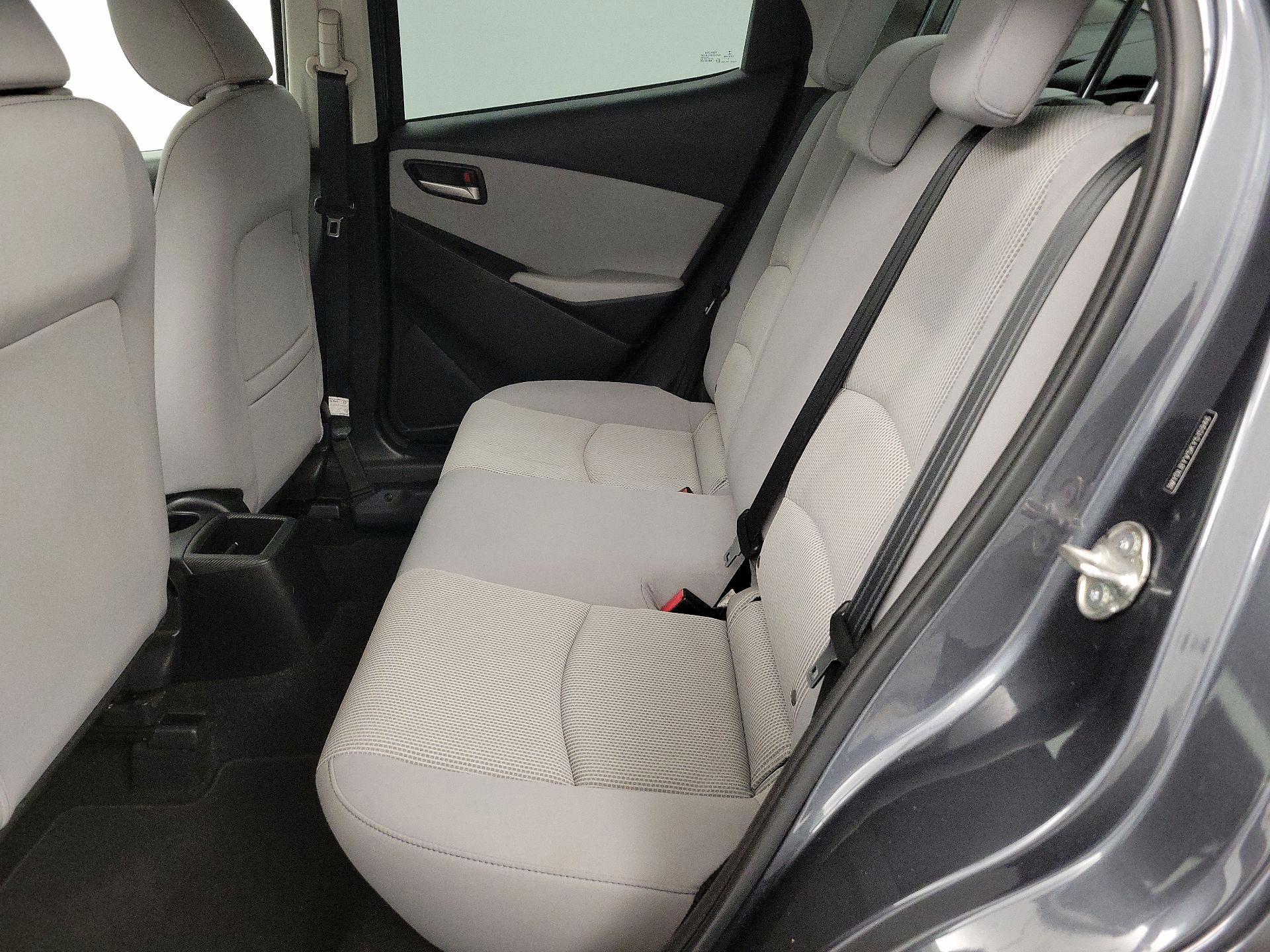 Thumbnail: 2019 Toyota Yaris - 19