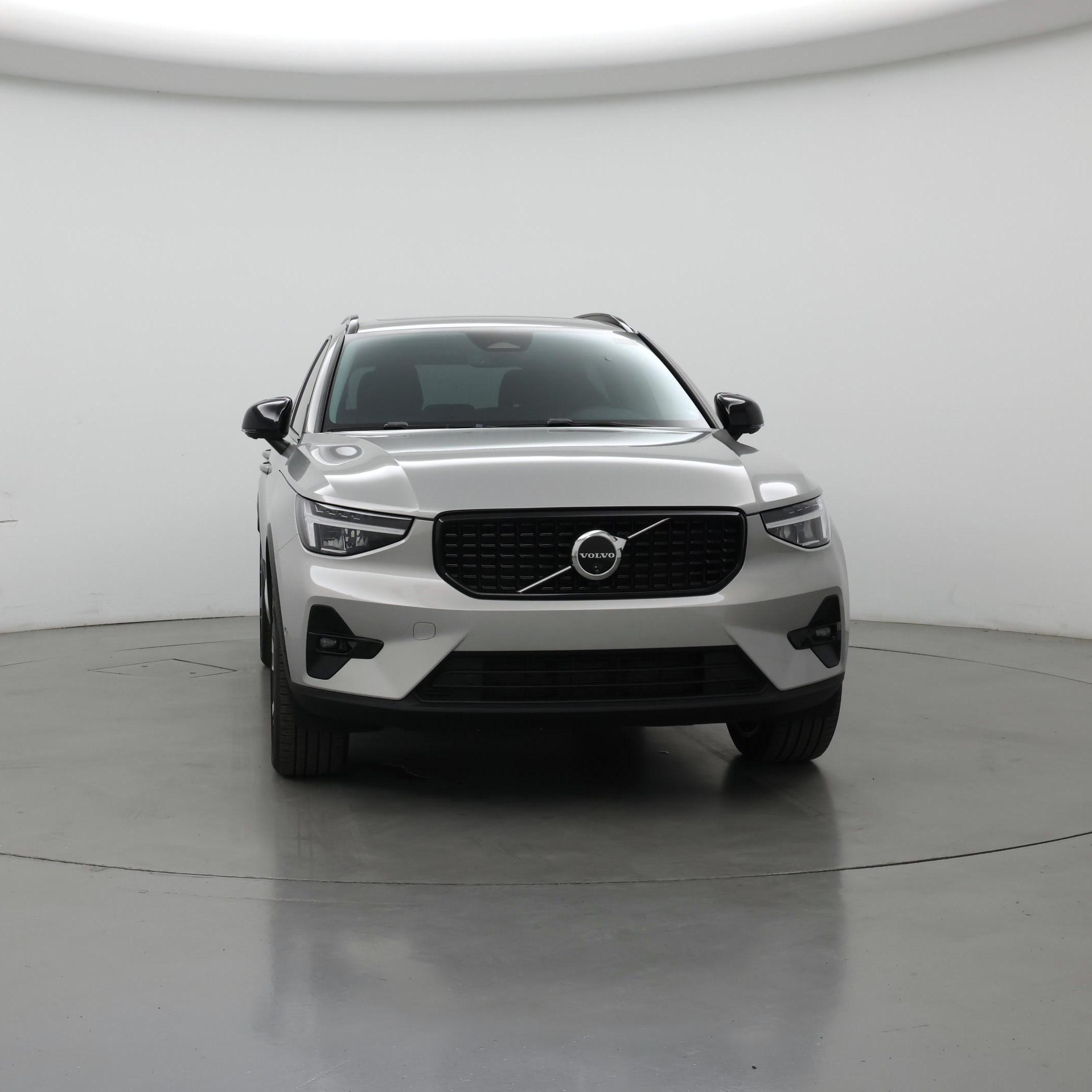 Thumbnail: 2025 Volvo XC40 - 5