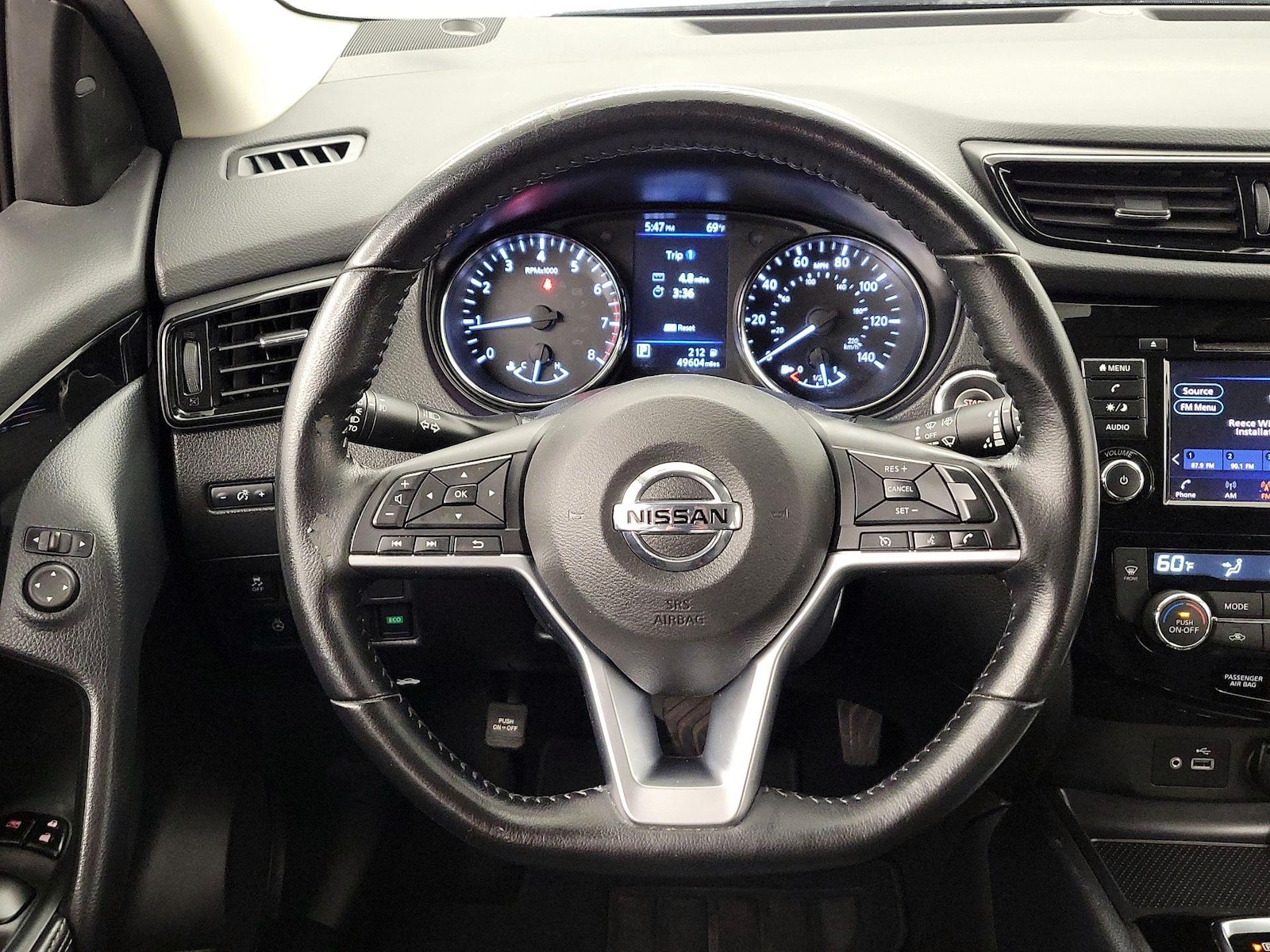2022 Nissan Rogue Sport SV - Photo 11