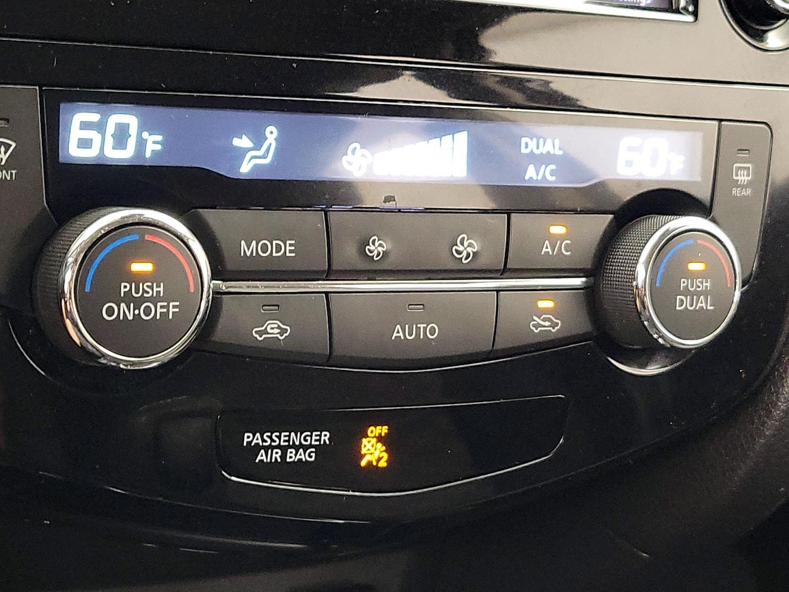 2022 Nissan Rogue Sport SV - Photo 17